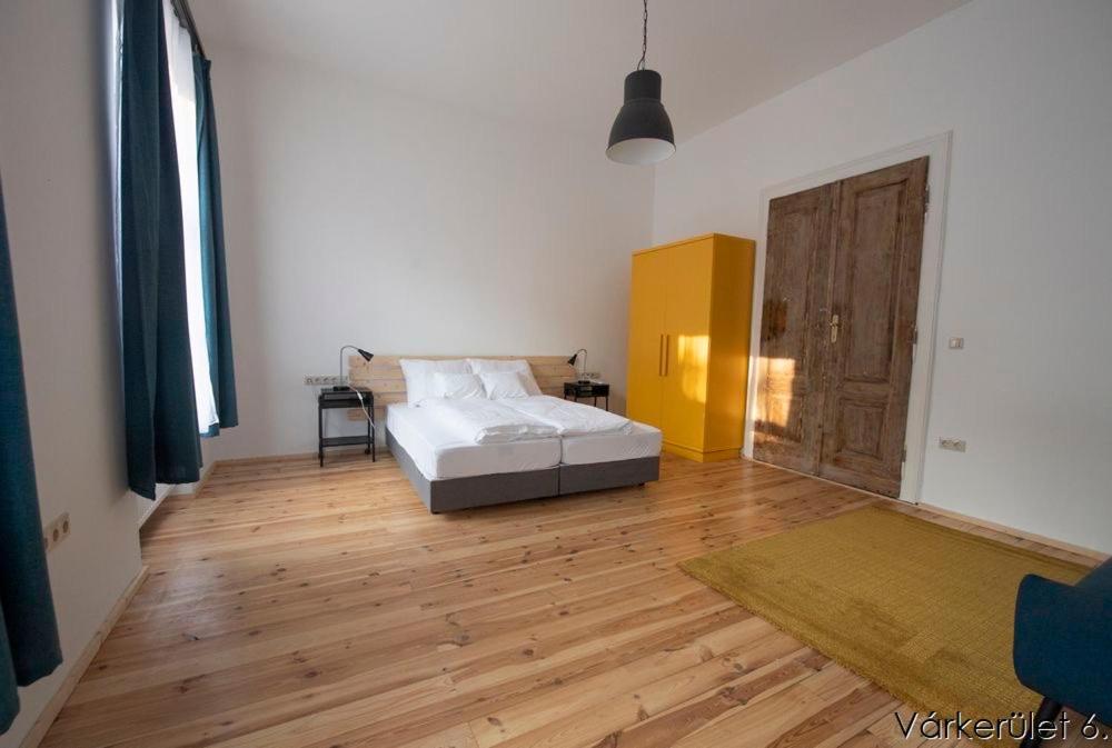 Várkerület 6 Apartman