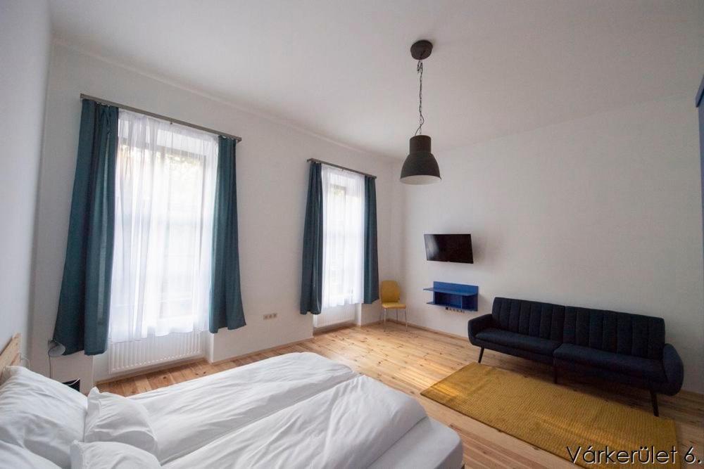 Várkerület 6 Apartman