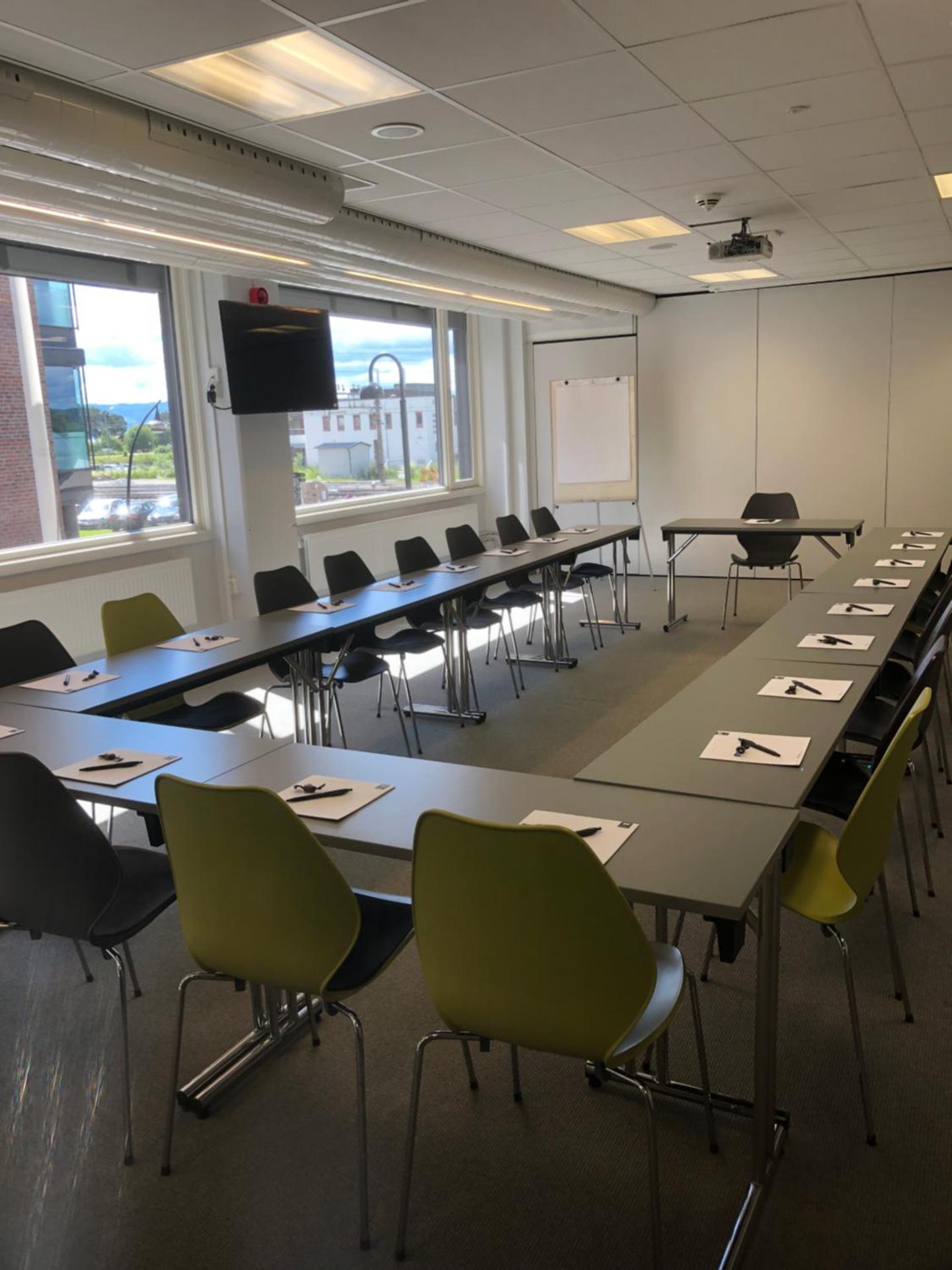 Meeting/conference room