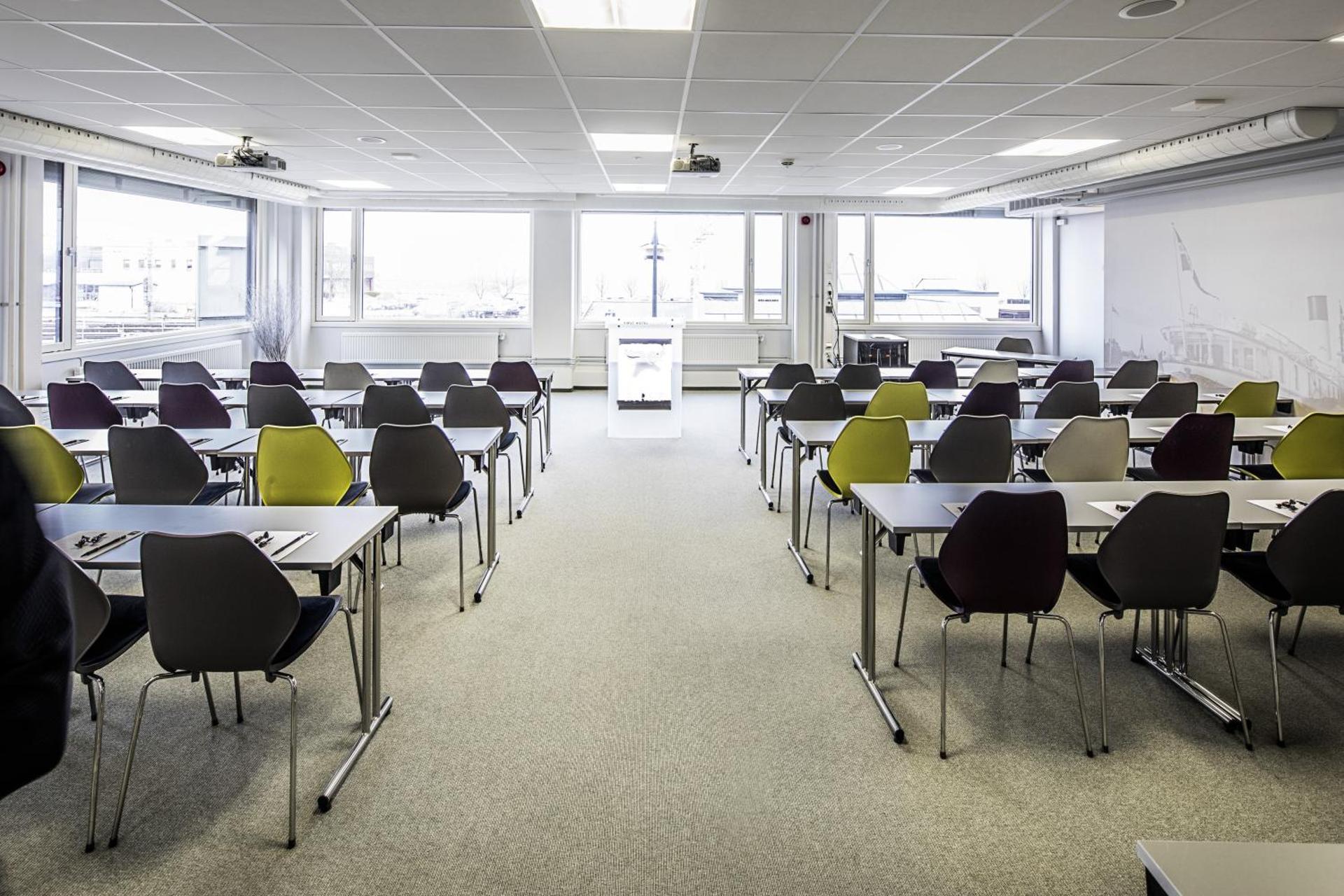 Meeting/conference room