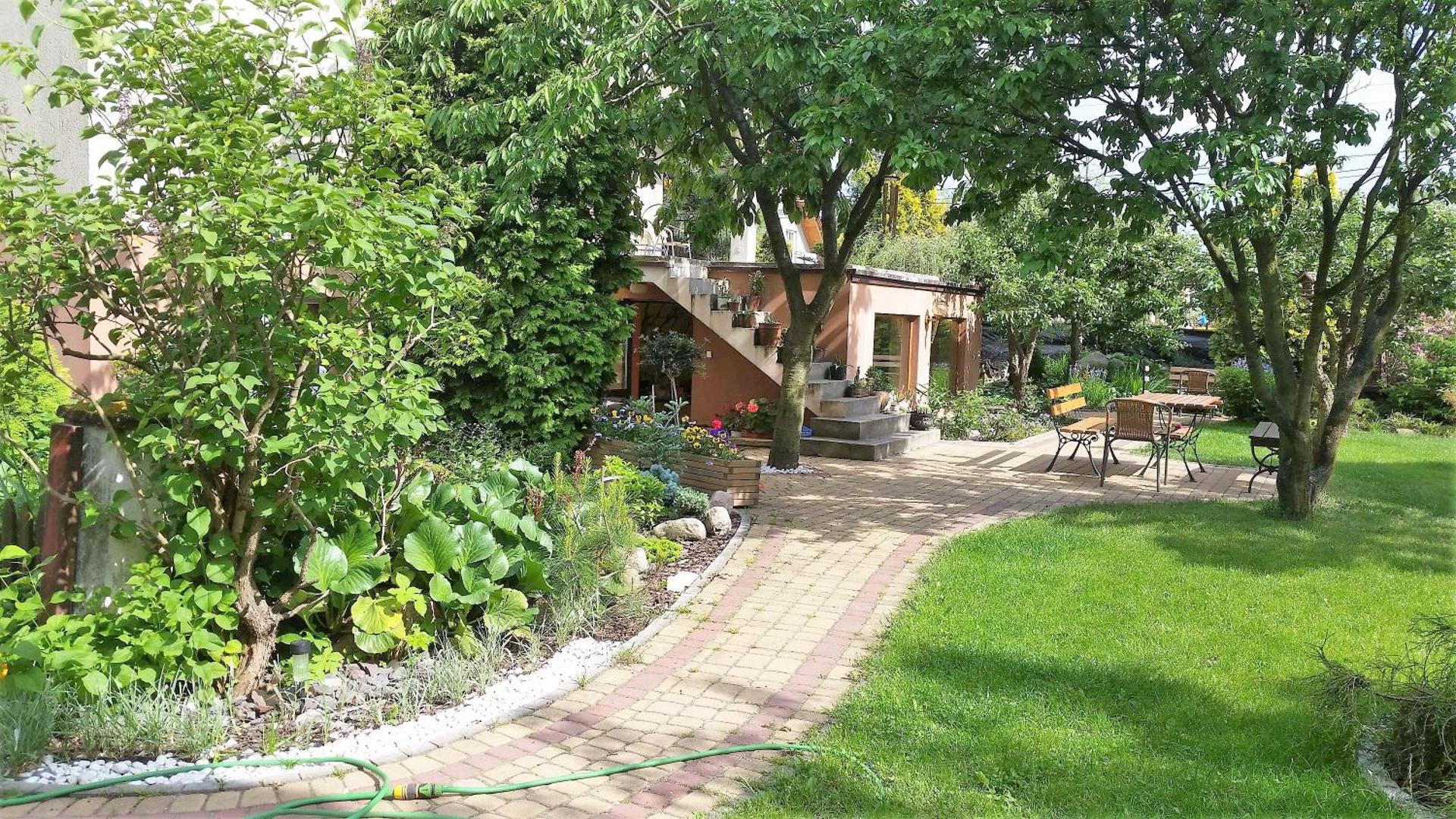 POKOJE GOŚCINNE LIBER