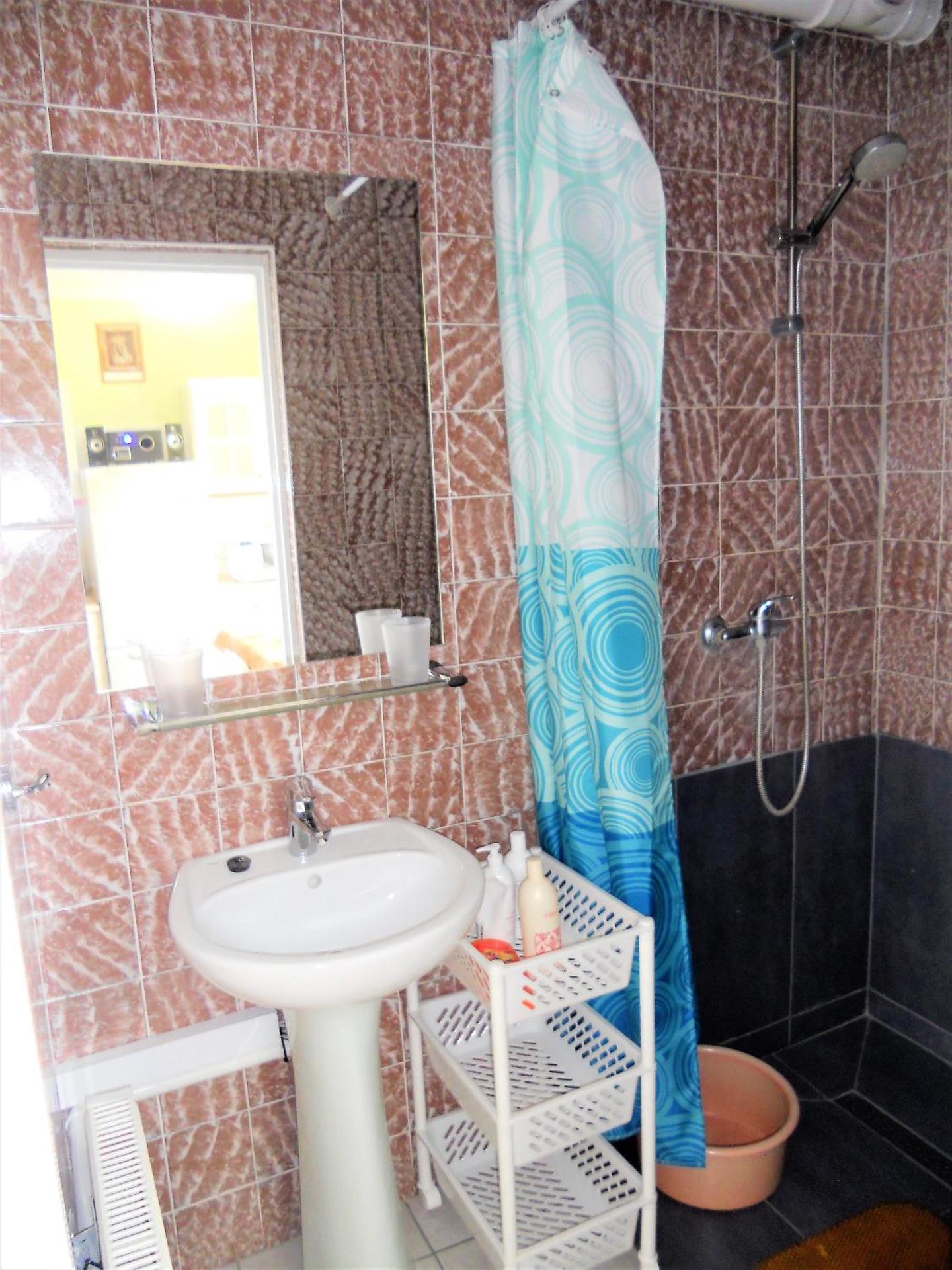 POKOJE GOŚCINNE LIBER