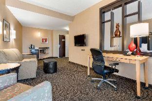 Suite con 2 Letti Queen-Size - Non Fumatori