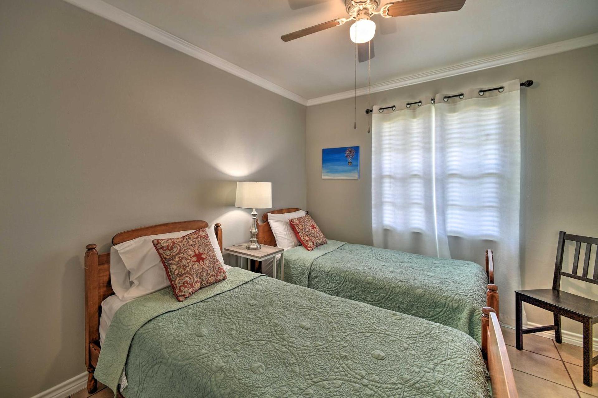 Cozy San Antonio Family Home 3 Mi to Lackland AFB