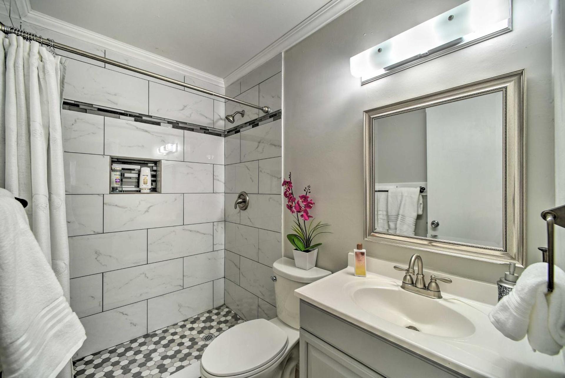 Cozy San Antonio Family Home 3 Mi to Lackland AFB