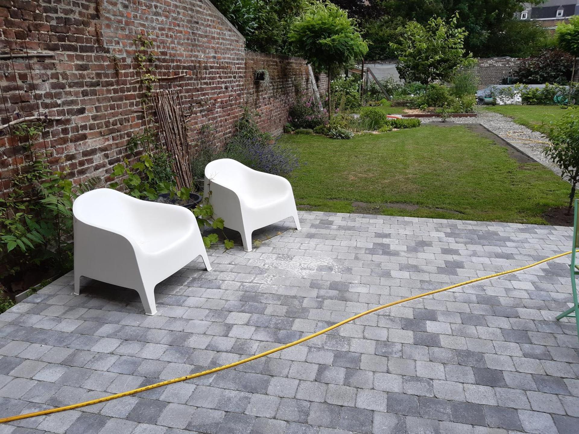 Appartement rez Terrasse et Jardin