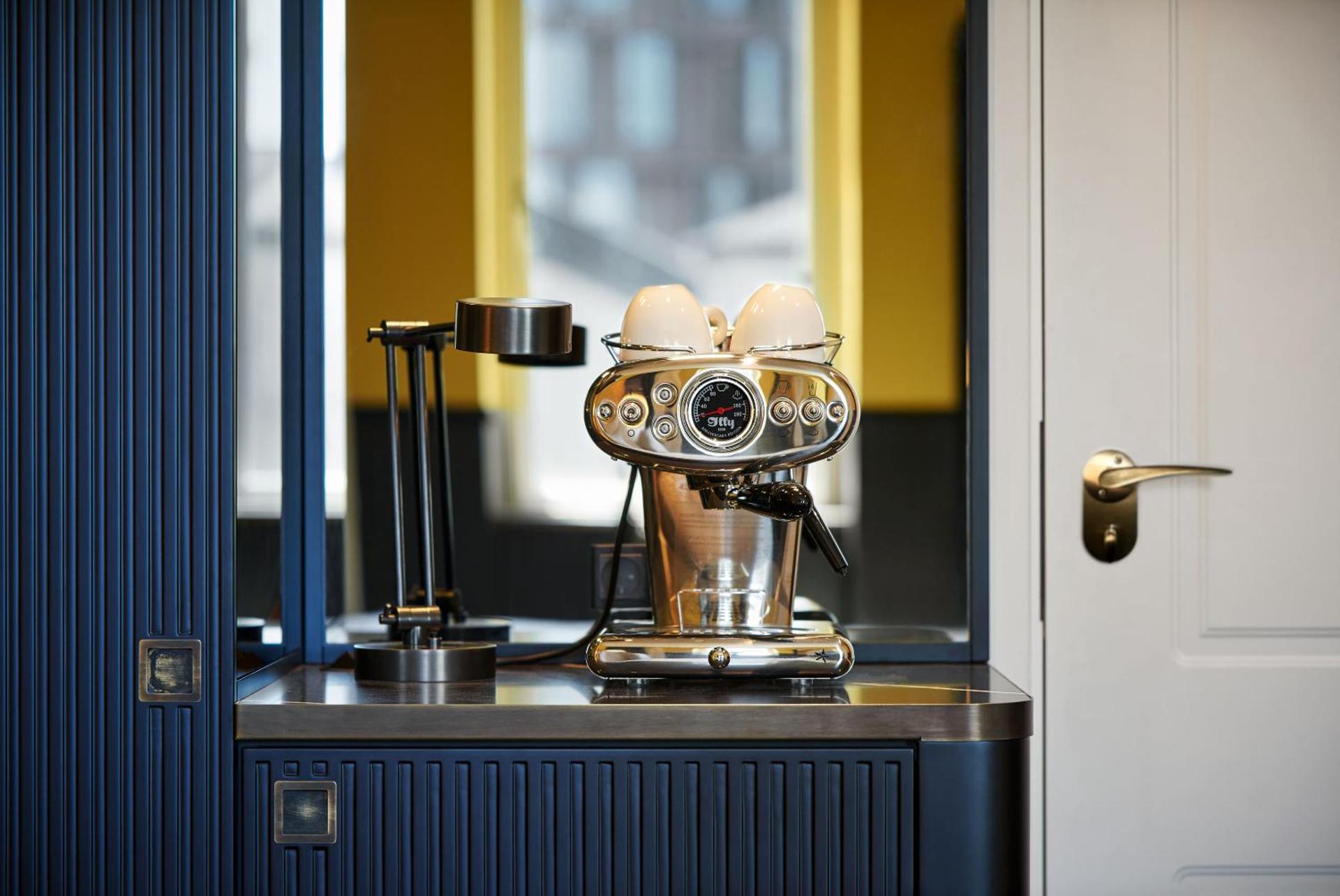 Coffee/tea facilities