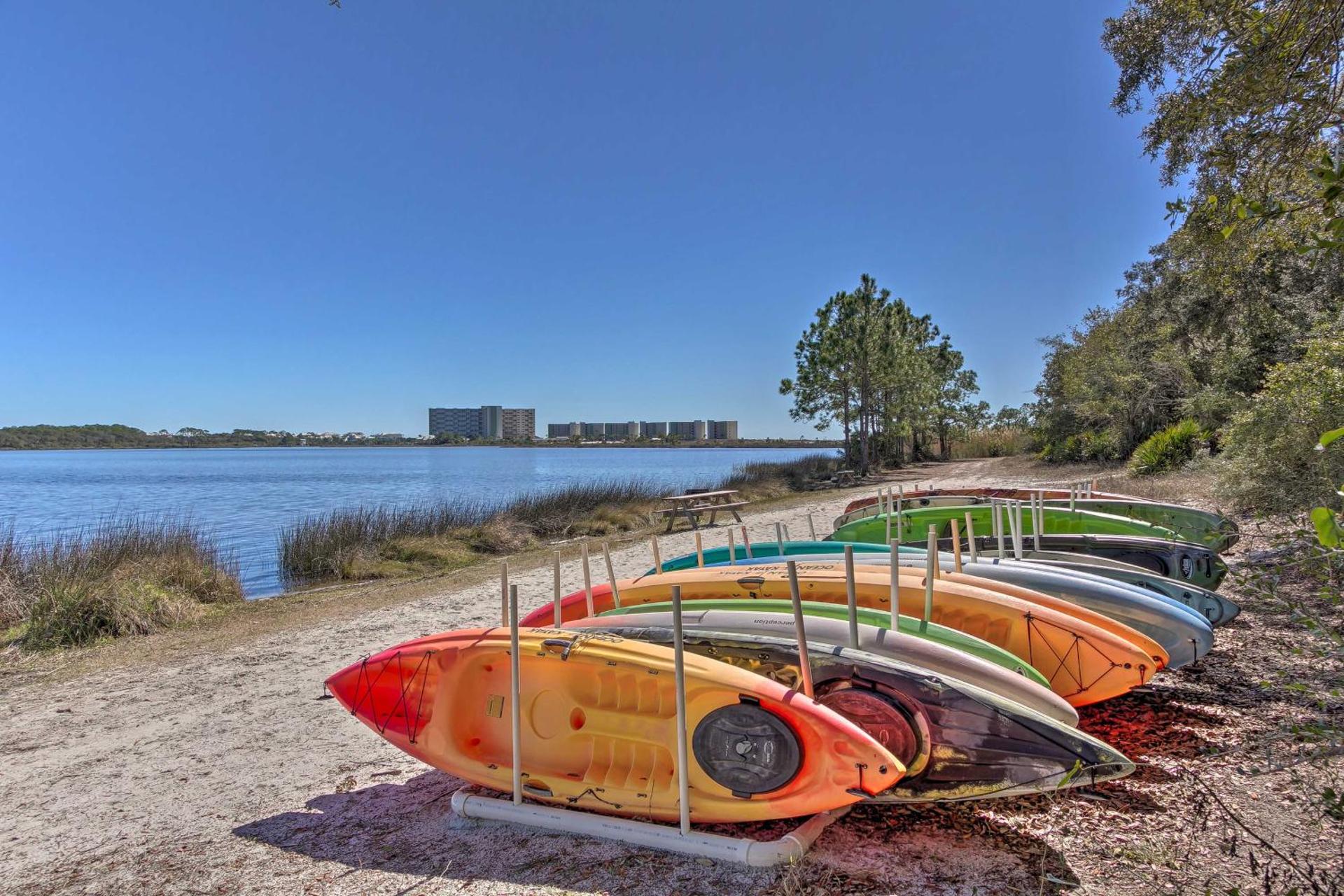 Pinnacle Port Getaway with Ocean View and Pool Access!