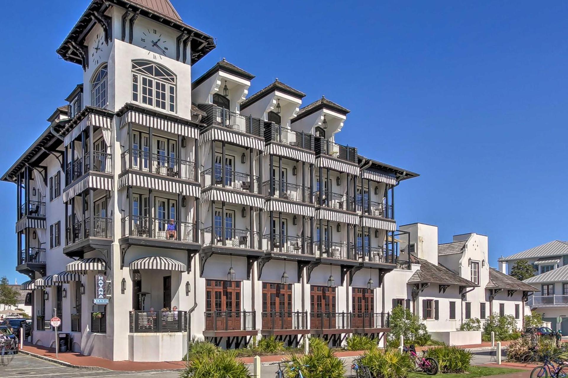 Pinnacle Port Getaway with Ocean View and Pool Access!