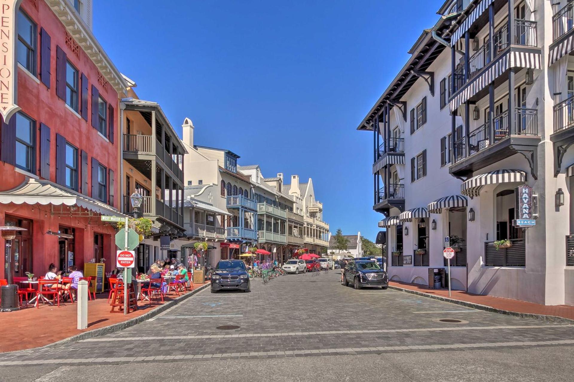 Pinnacle Port Getaway with Ocean View and Pool Access!