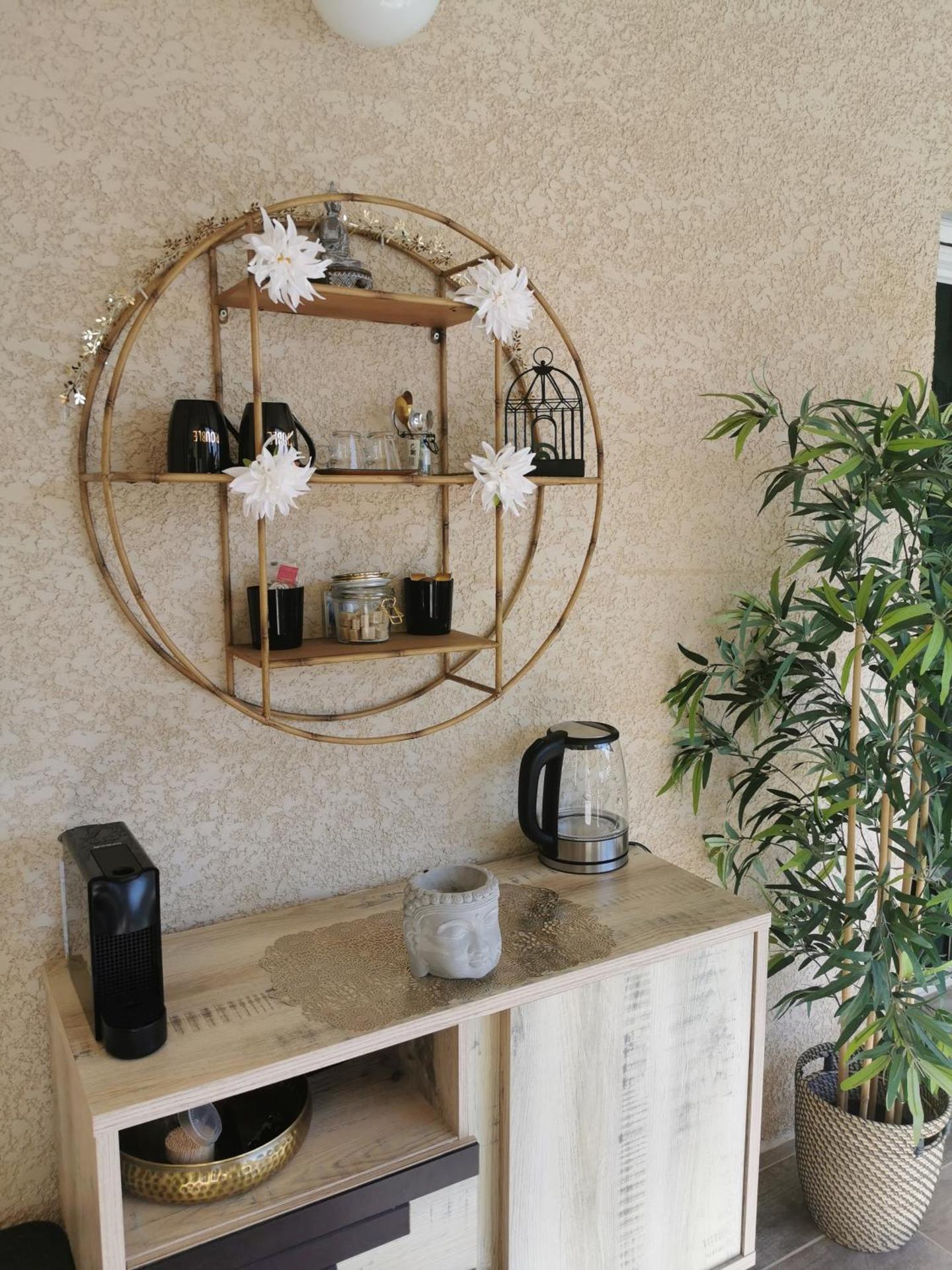 Suite romantique Le temps d'un Instant Loveroom Hammam jacuzzi piscine