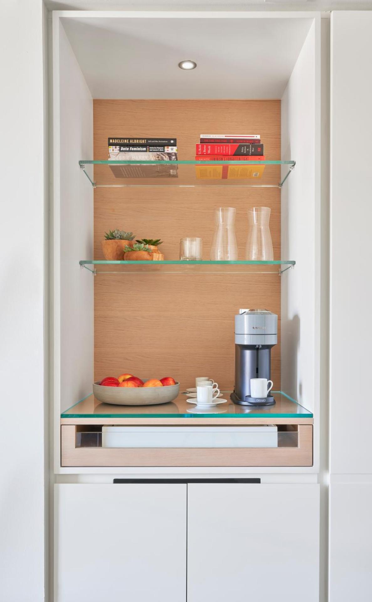 Coffee/tea facilities