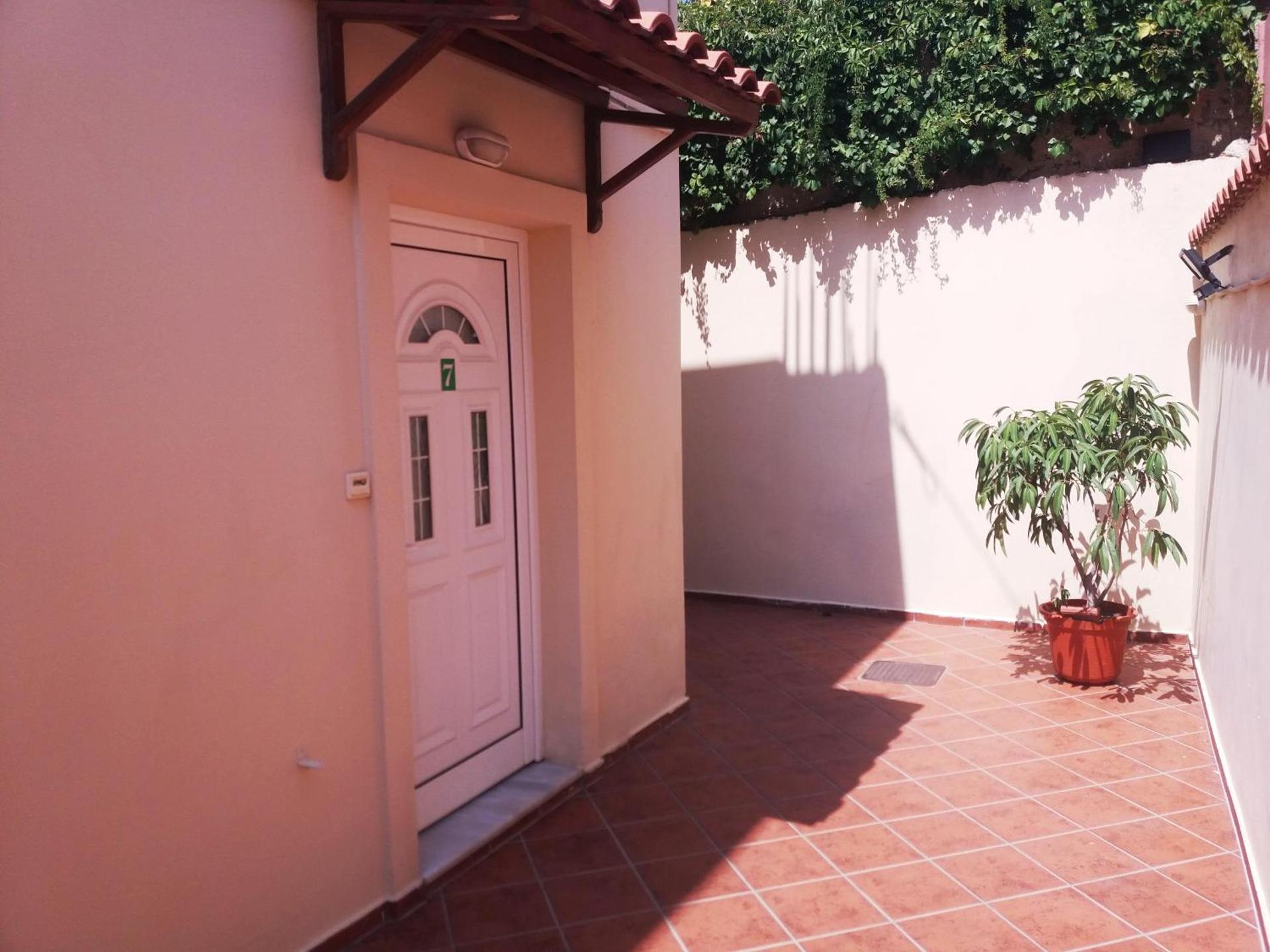 Inner courtyard view