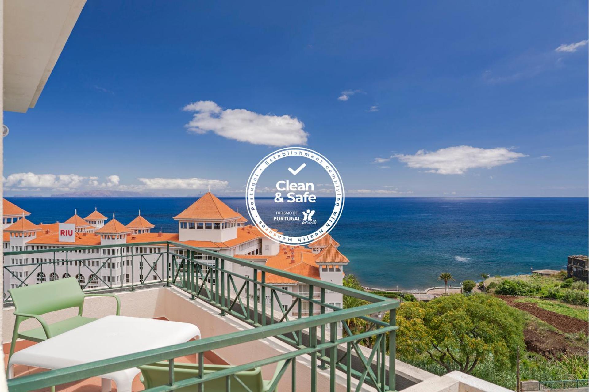 Logo/Certificate/Sign