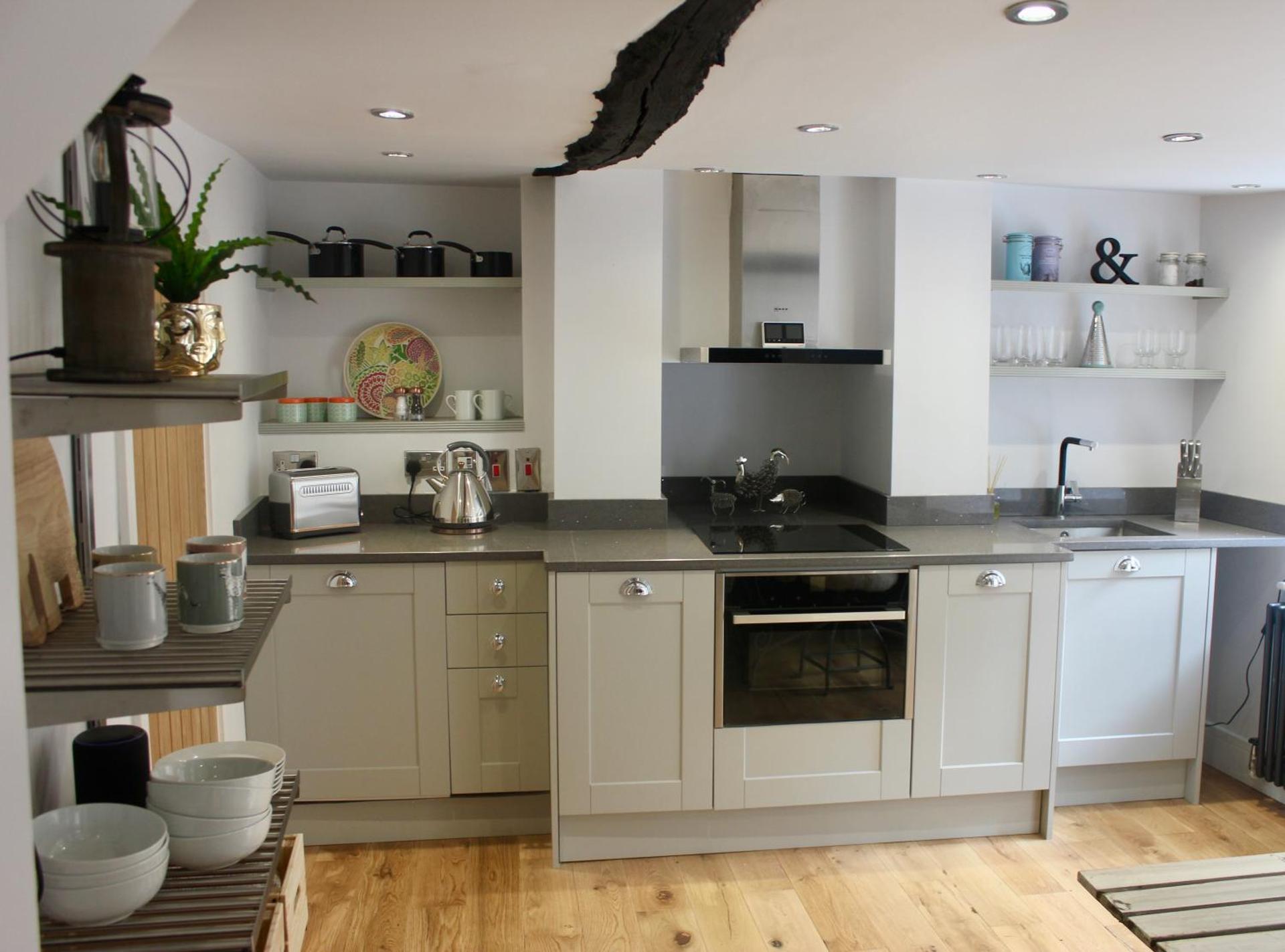 1 The Cottage, Studio Apartment, Ye Olde Barn Apartments