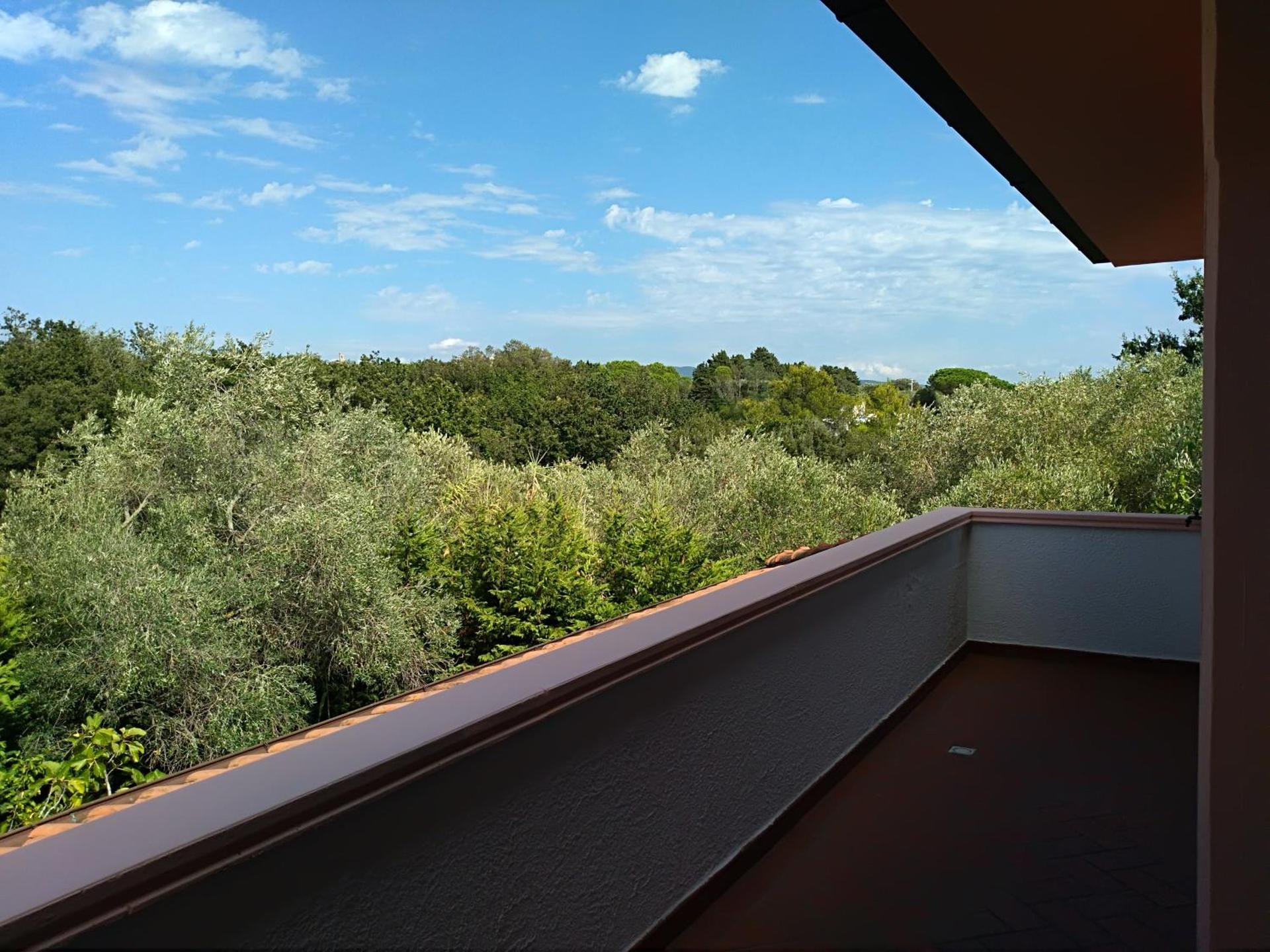 Monolocale x 2 a 1,6 km da Castiglioncello