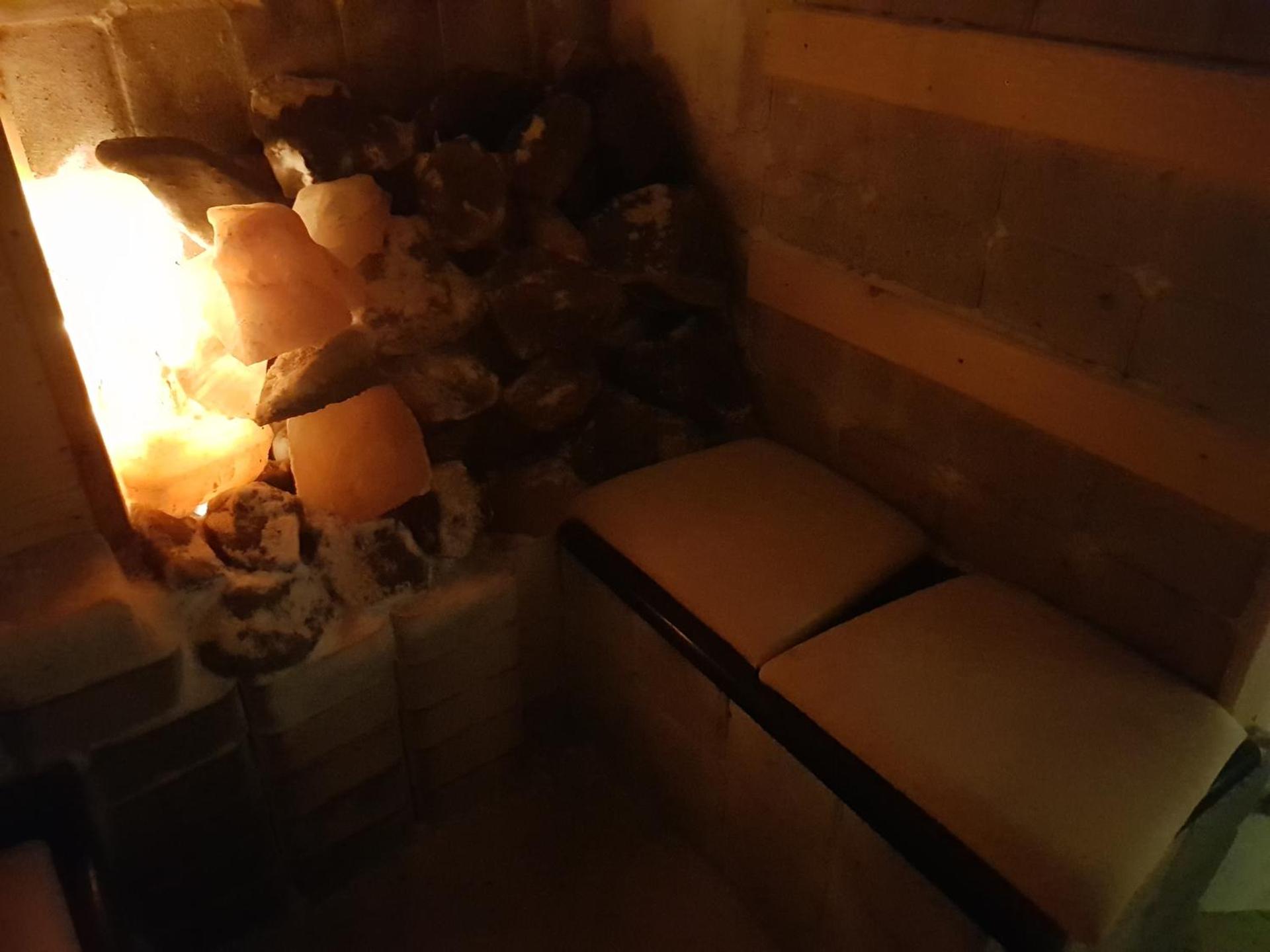 Liza Aqua & Conference Hotel