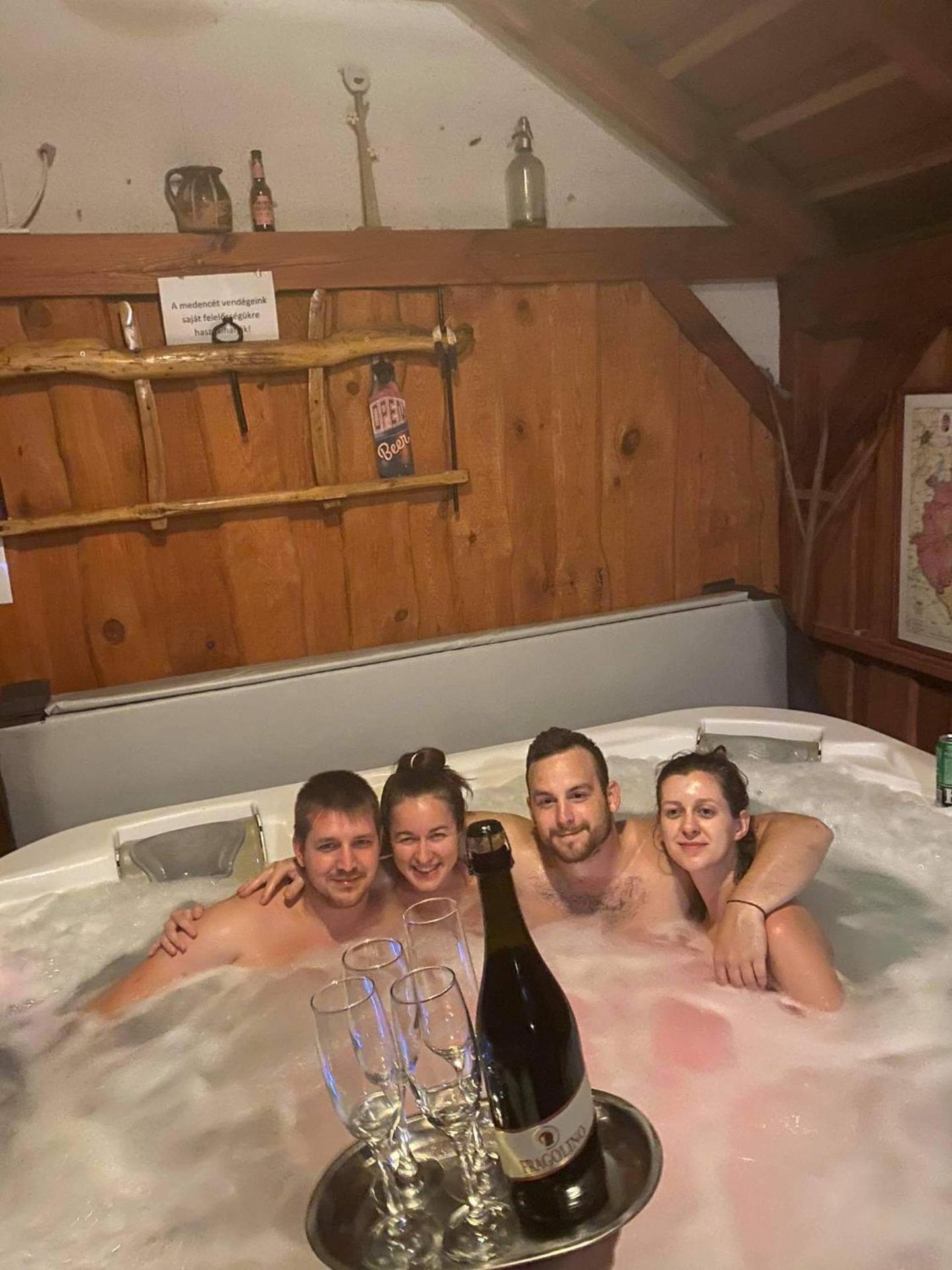 Jakuzzis,Szaunás,Kerkavendégház-Őrség-Csesztreg-Kerkaujfalu