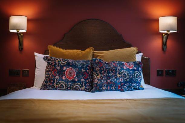 Bridge House Hotel & Silver Howe View Cottage