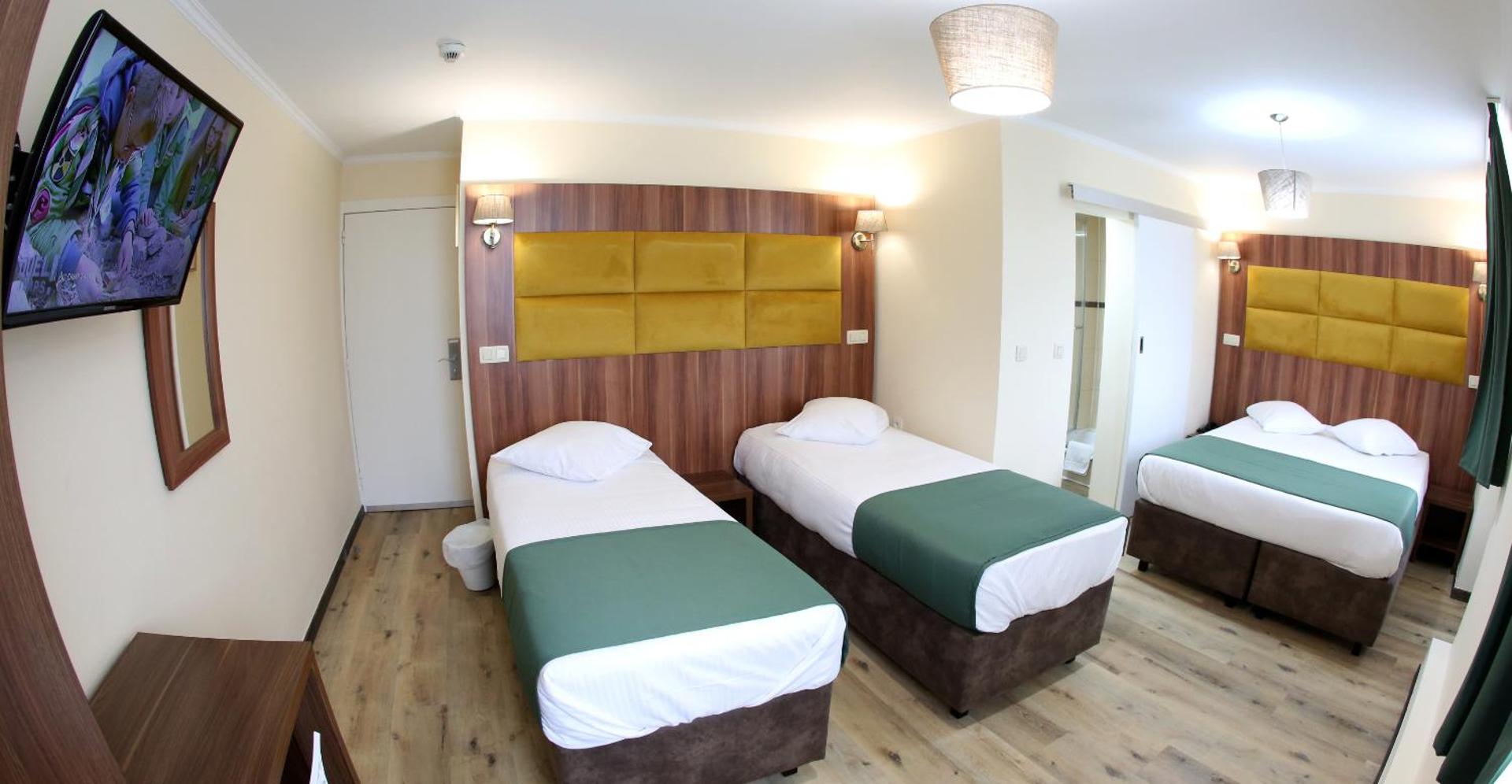 Comfort Quadruple Room