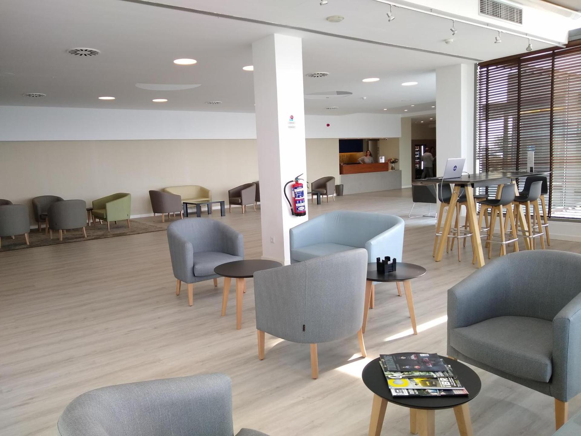 Communal lounge/ TV room