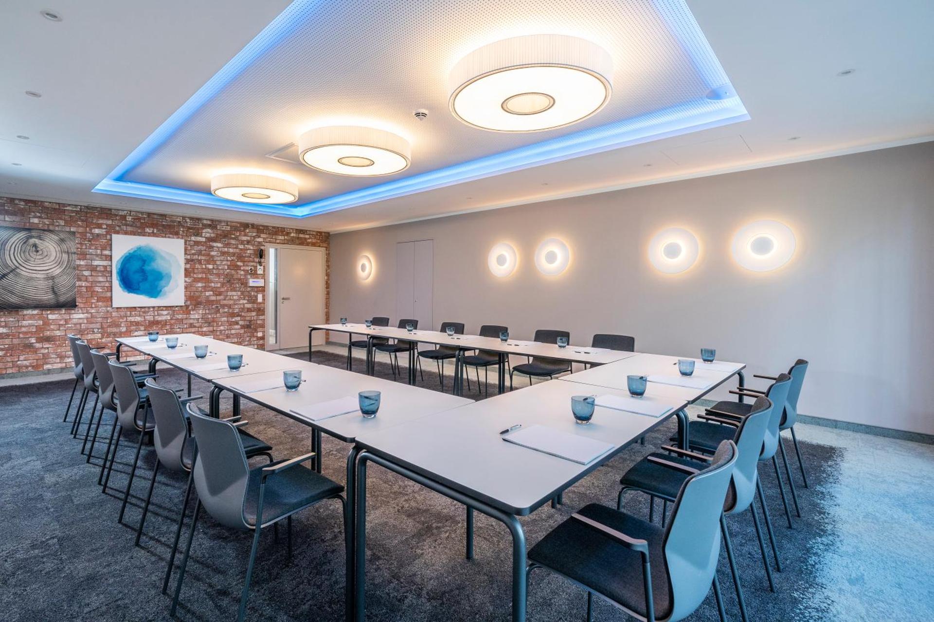 Meeting/conference room