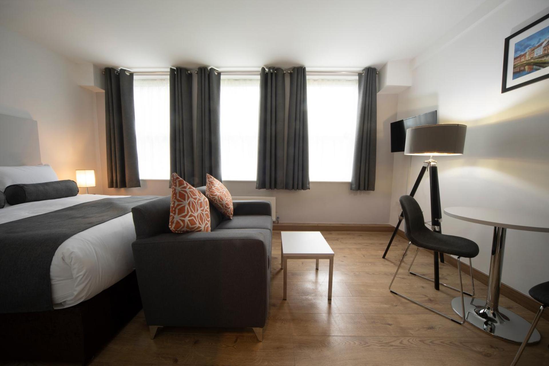 Photo of the whole room