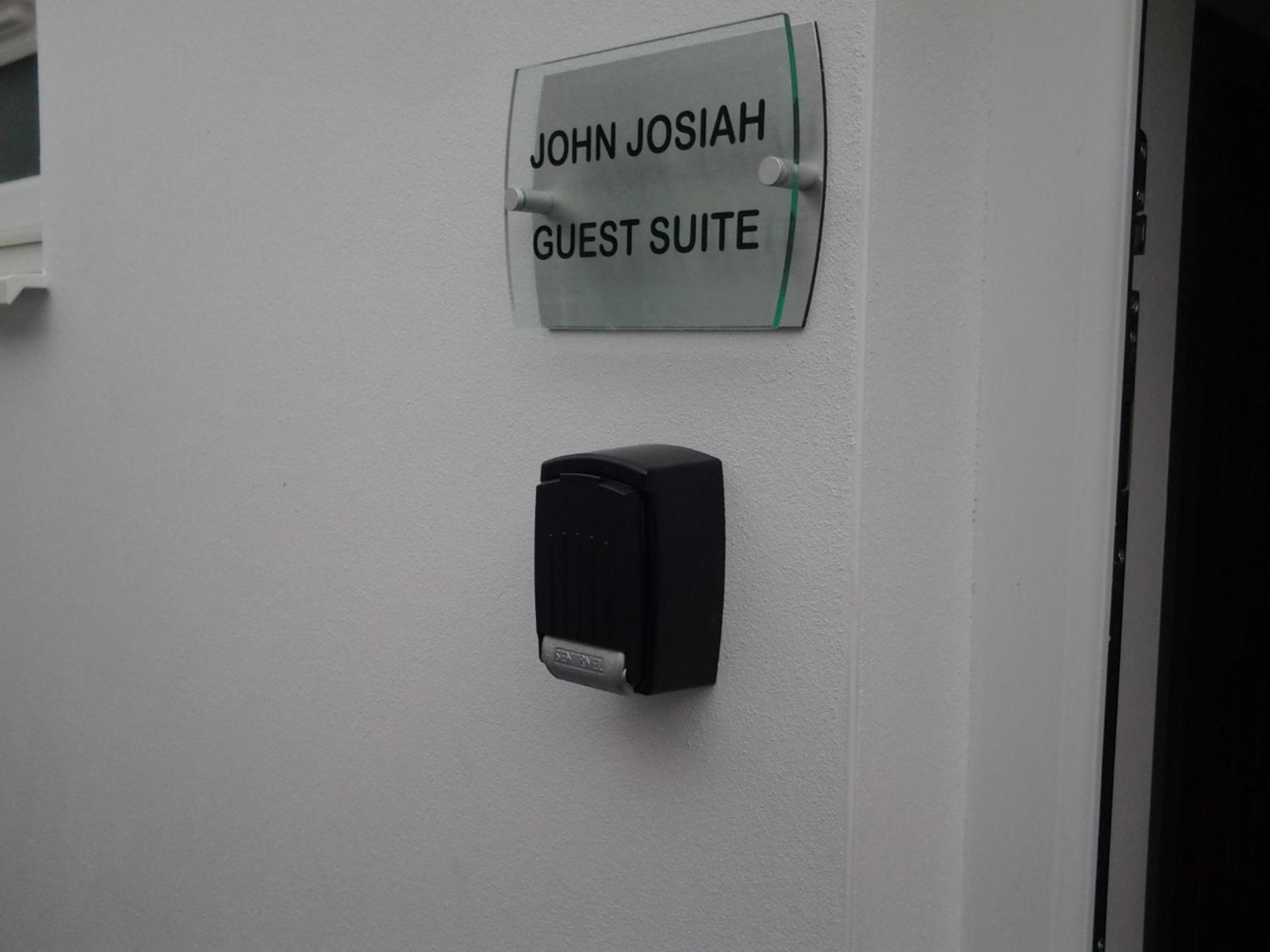 Lady Charlotte Guest rooms triple rooms