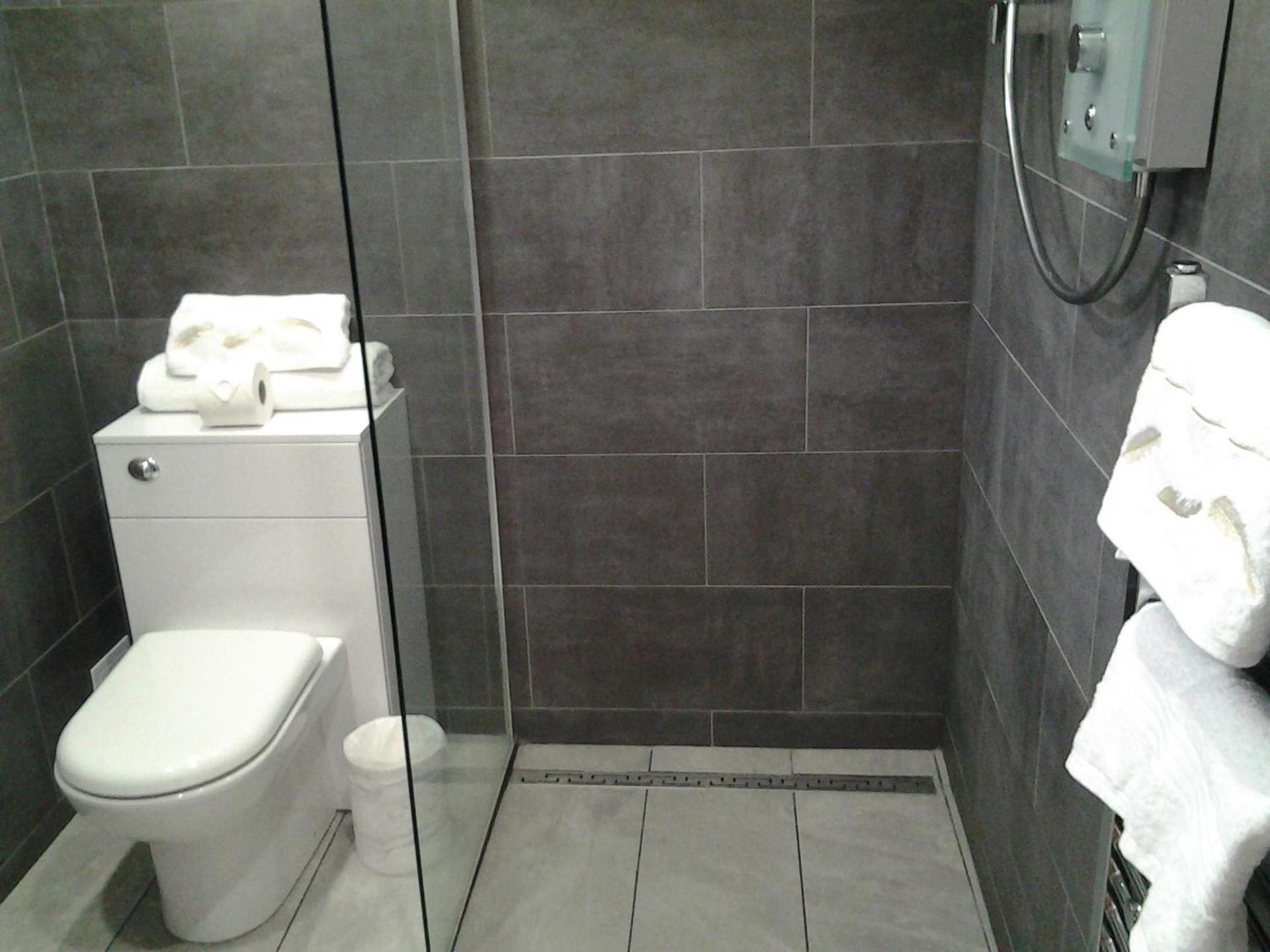 Lady Charlotte Guest rooms triple rooms