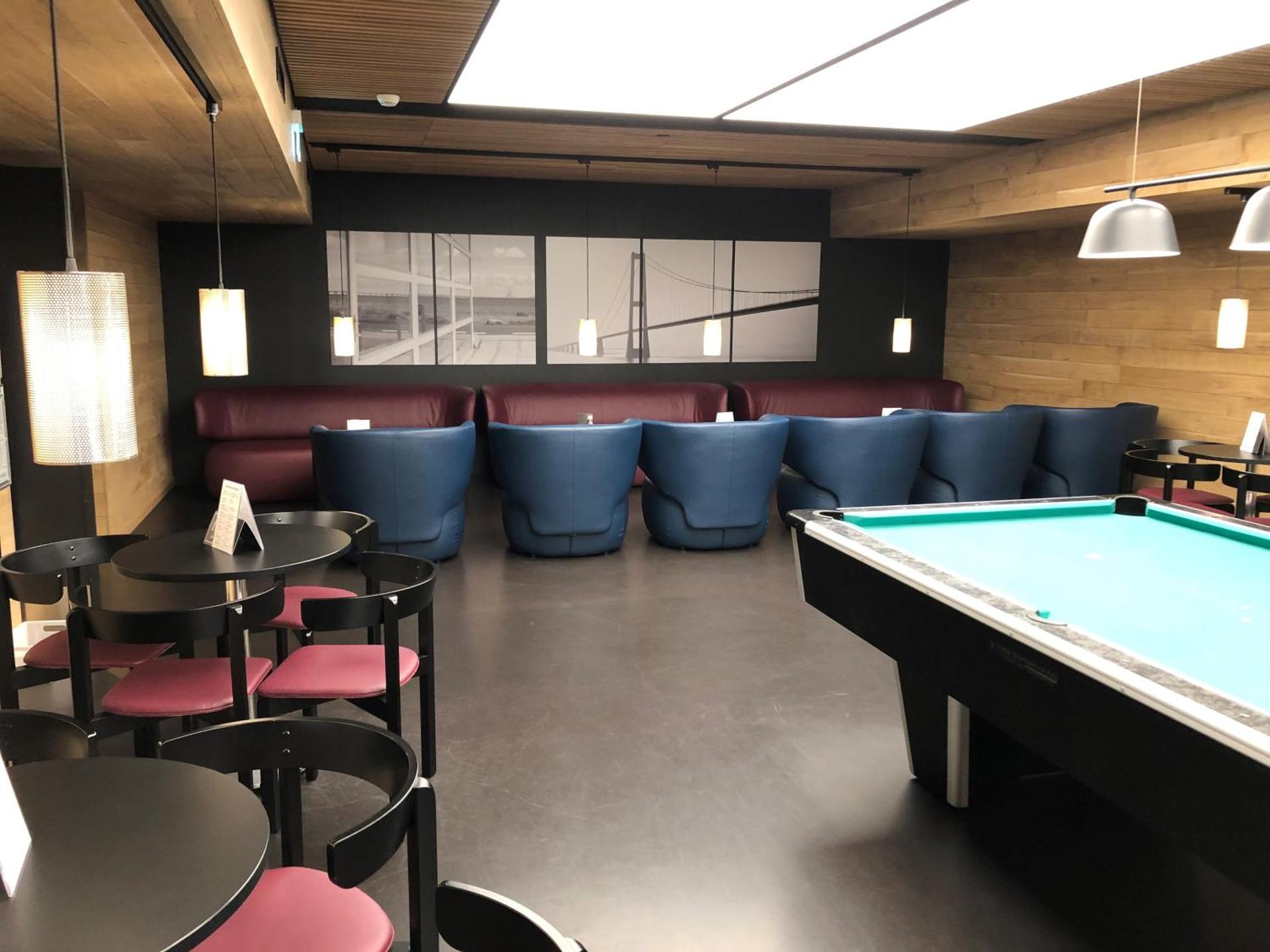 Lounge or bar