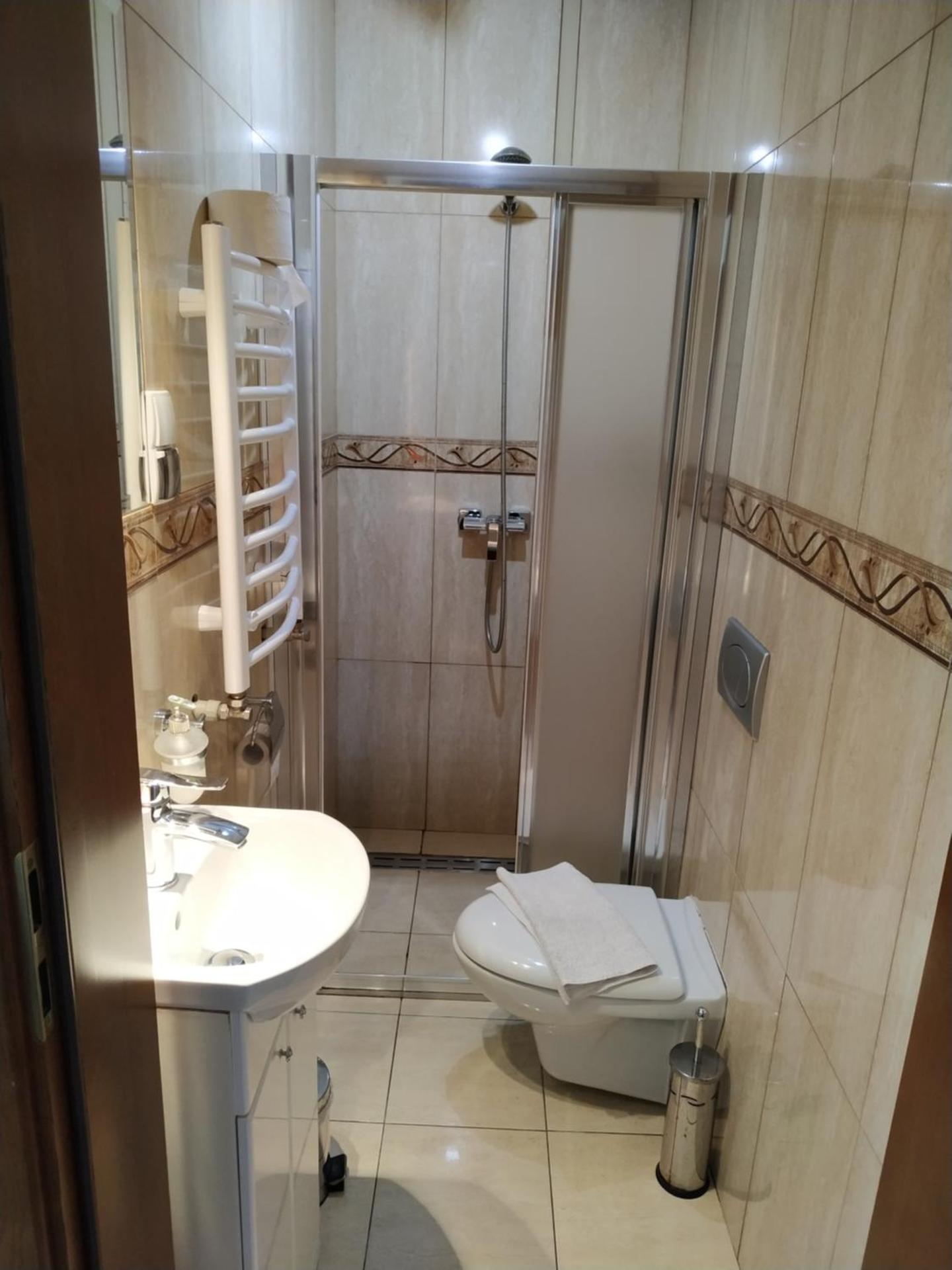 Gościniec w ogrodzie