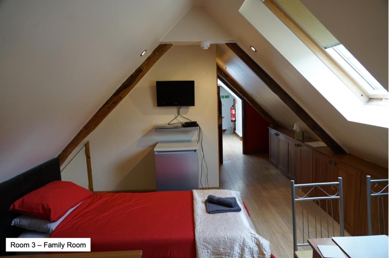 Pentre Riding Stables