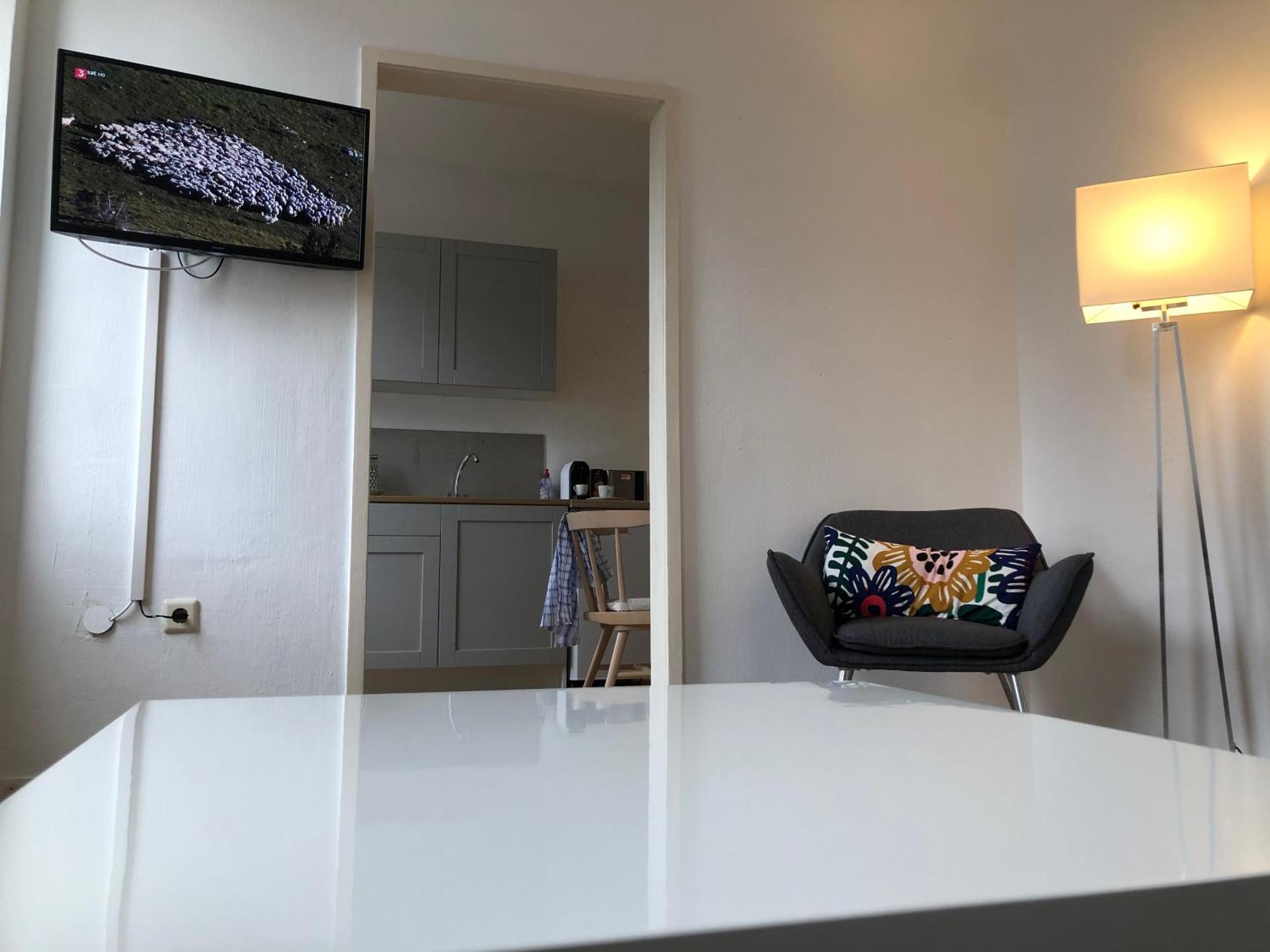 Photo of the whole room