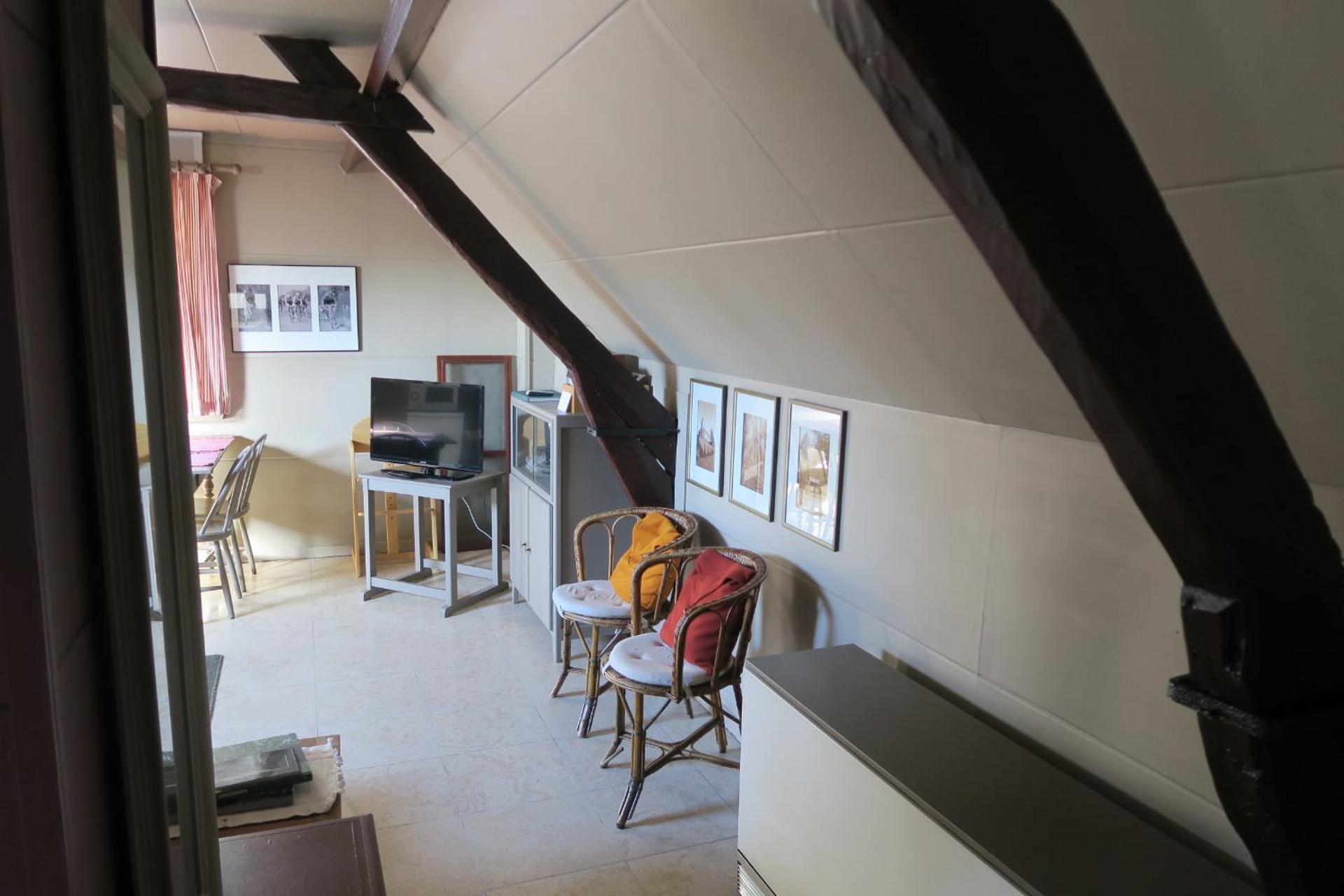 B&B / Studio De Druivelaar in hartje Kluisbergen (Berchem)