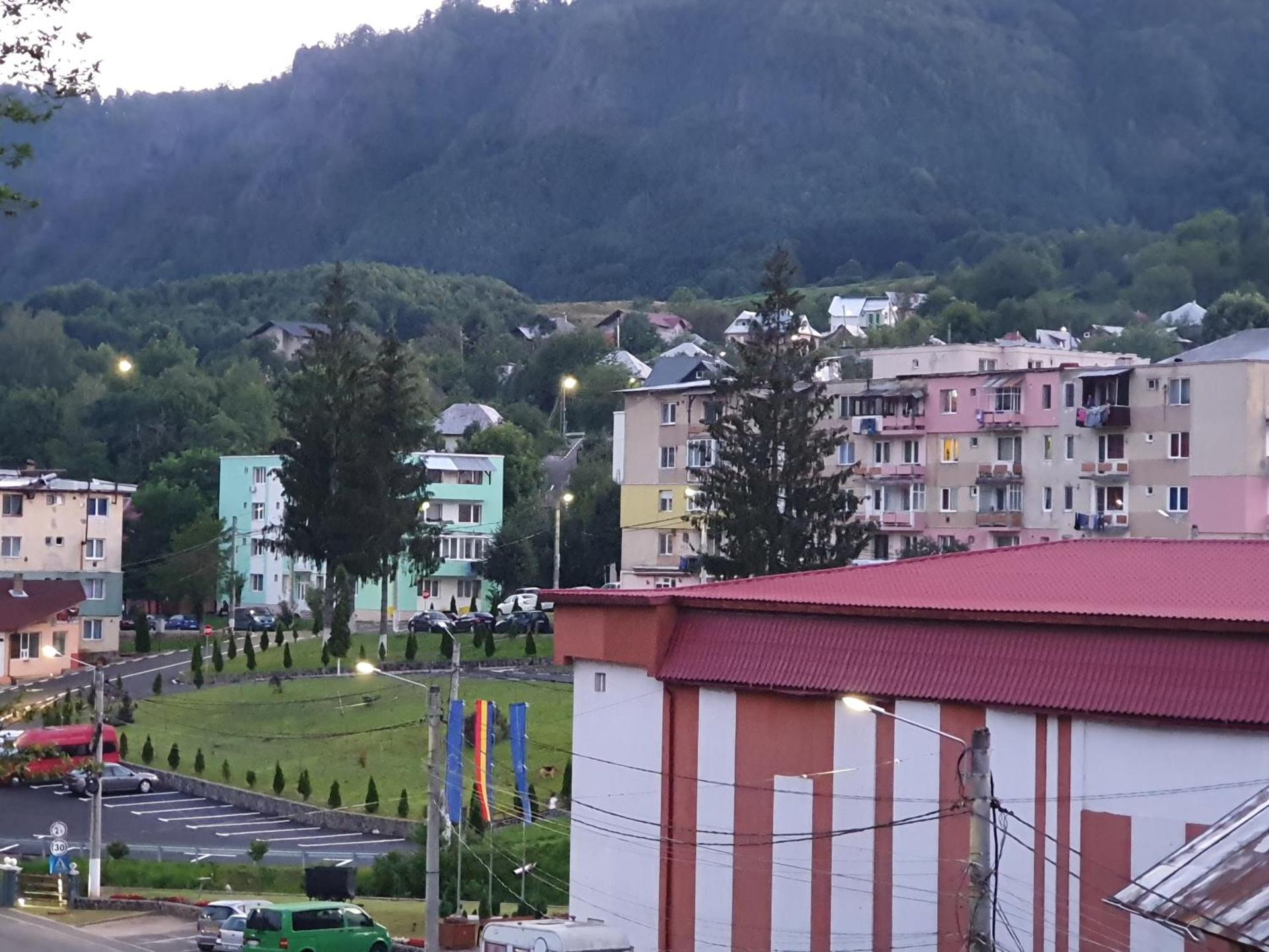 5 Residence Apartment