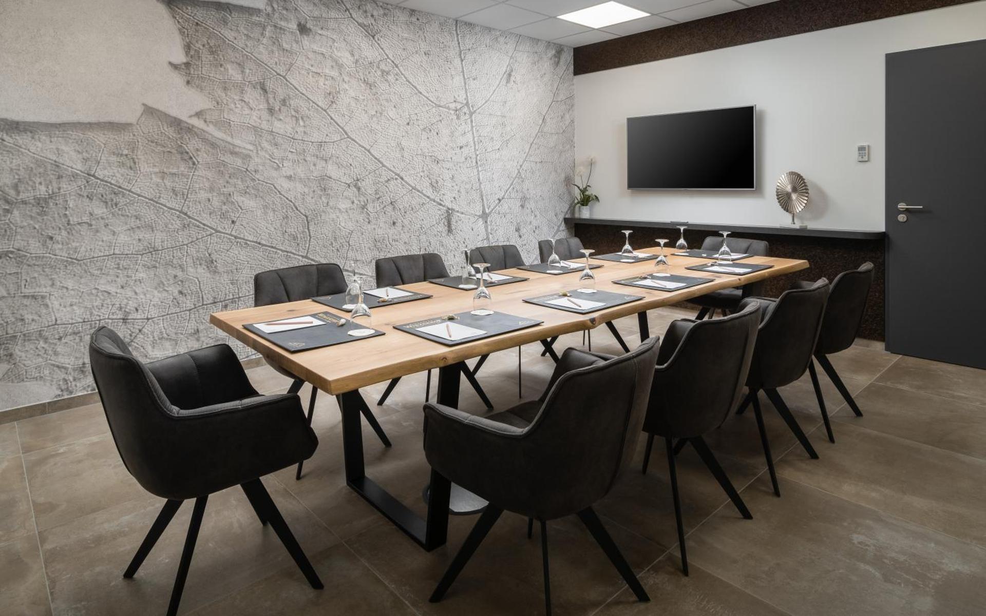 Meeting/conference room