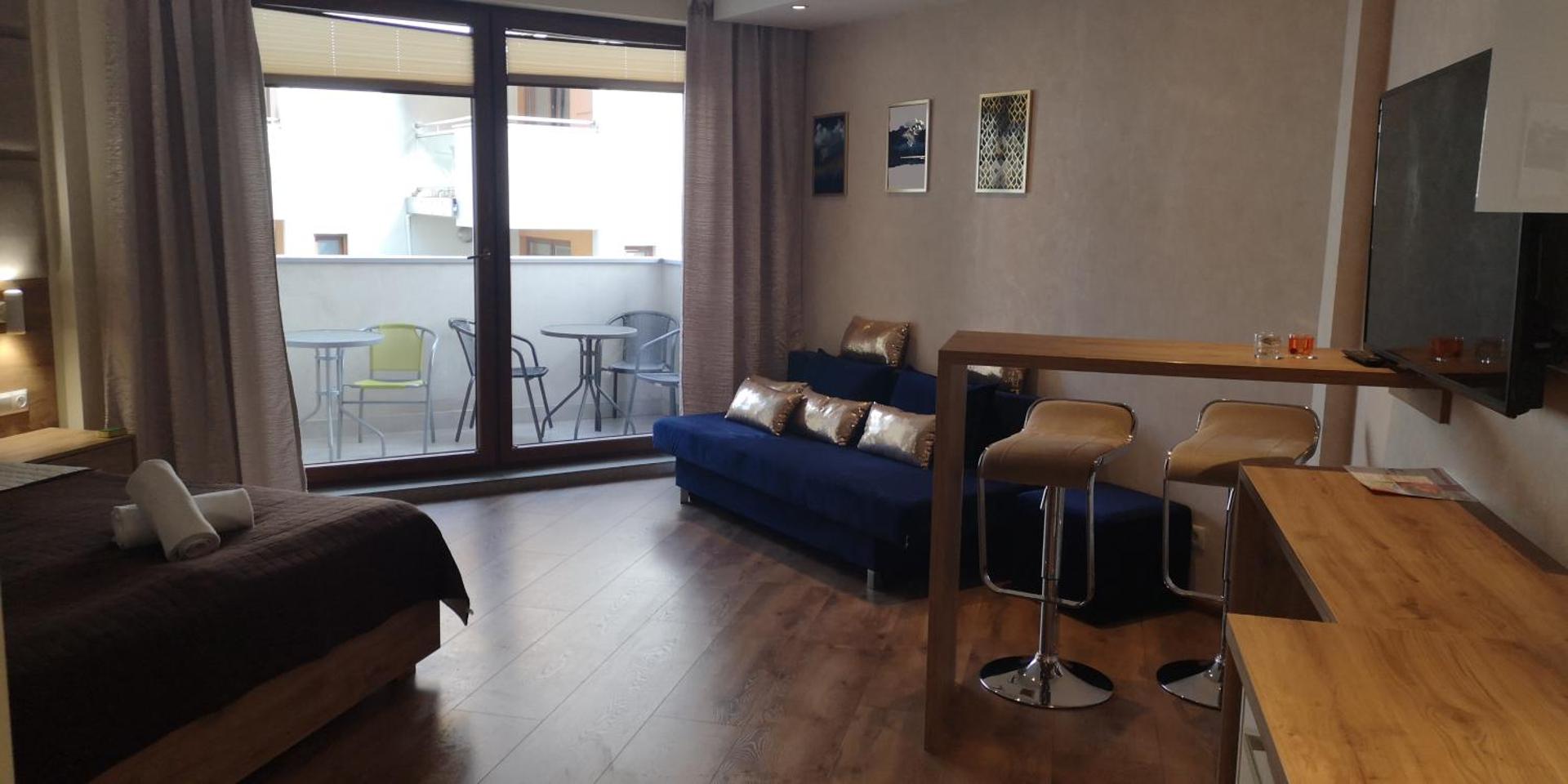 Apartment with Shower