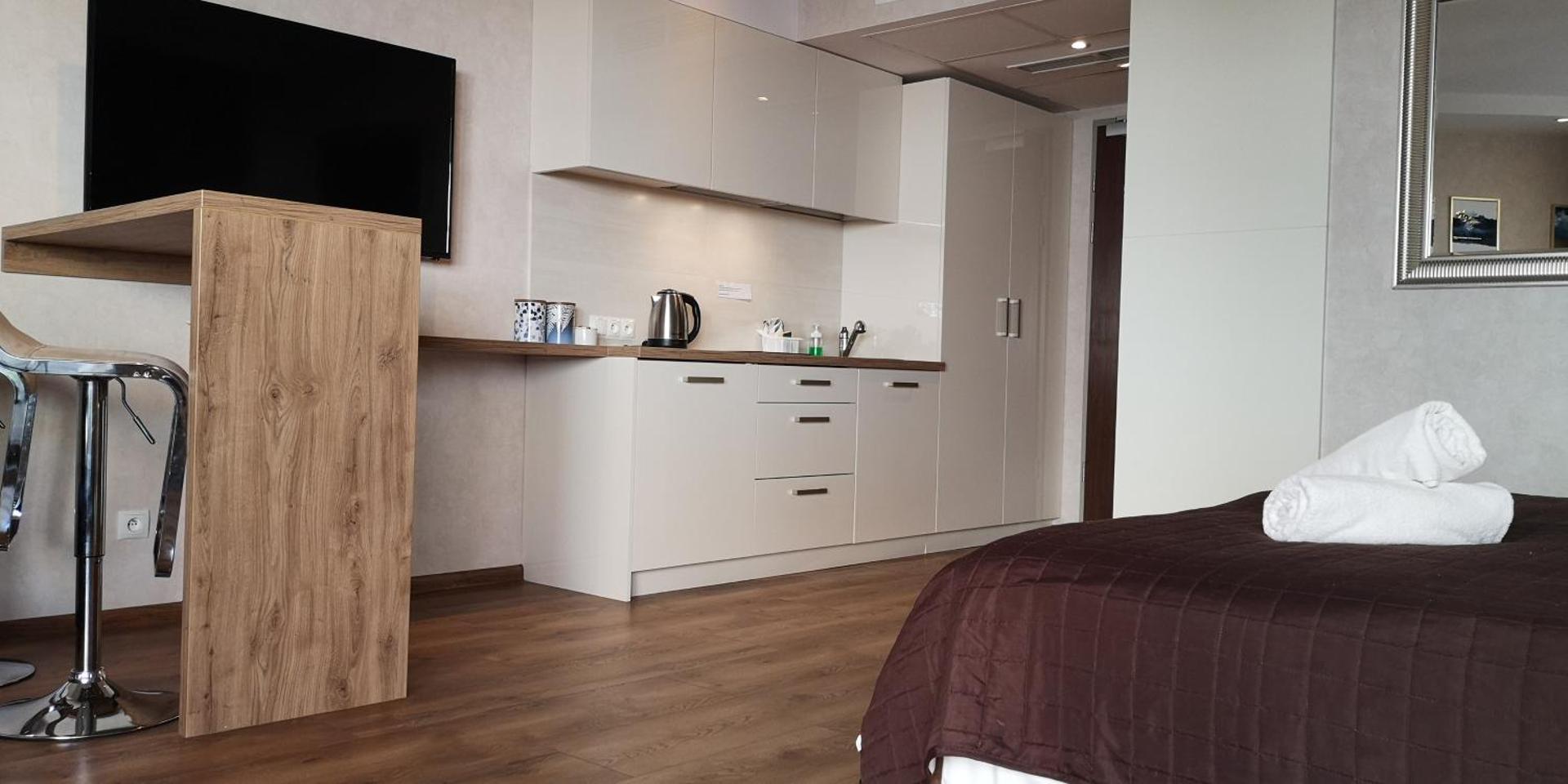 Apartment with Shower