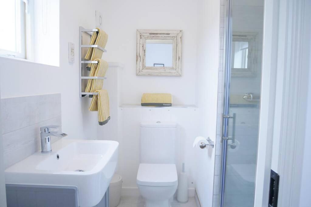 The Croft a lovely town house in the centre of Holt with free PARKING for two cars