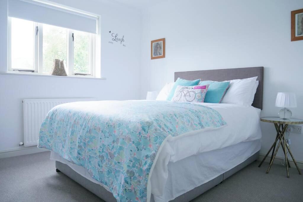 The Croft a lovely town house in the centre of Holt with free PARKING for two cars