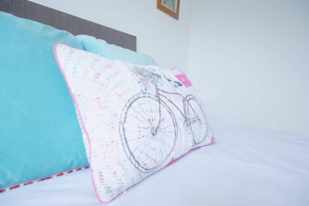 The Croft a lovely town house in the centre of Holt with free PARKING for two cars