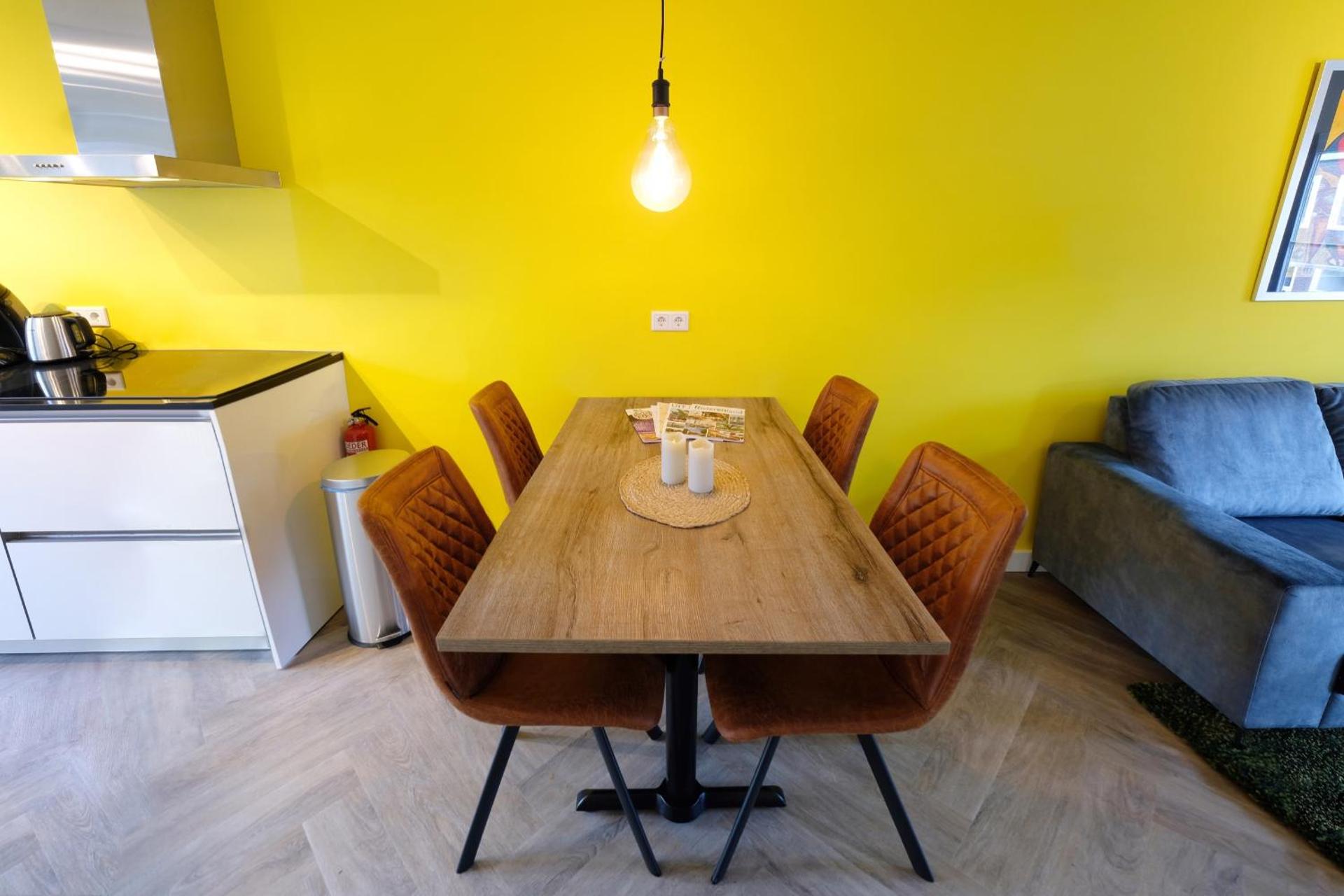 Fantastic 90m2 Two-Bedroom Apartment with Terrace - WA7B