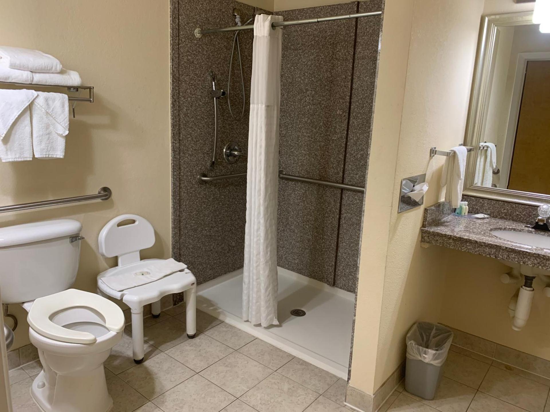 King Room - Disability Access/Non-Smoking