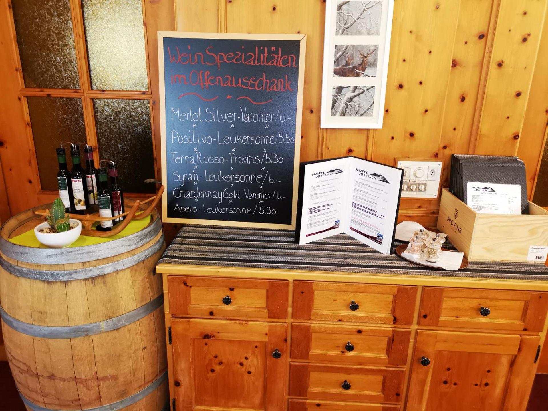 Restaurant/places to eat