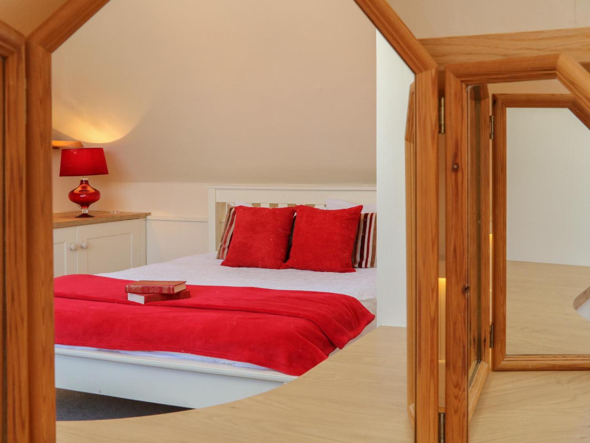 3 Lowerbourne Terrace