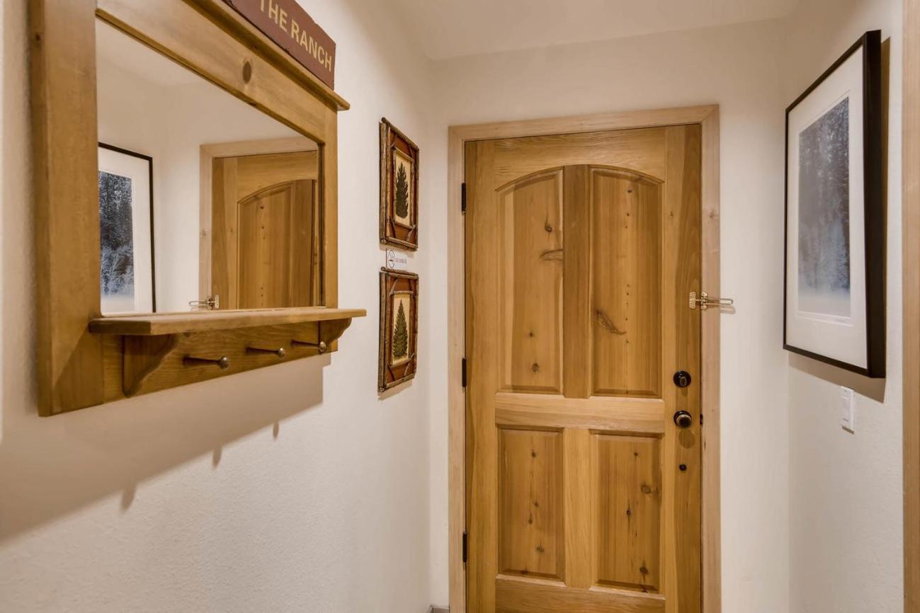 Corral at Breckenridge #102E - Access to Hot Tub - Close to Town