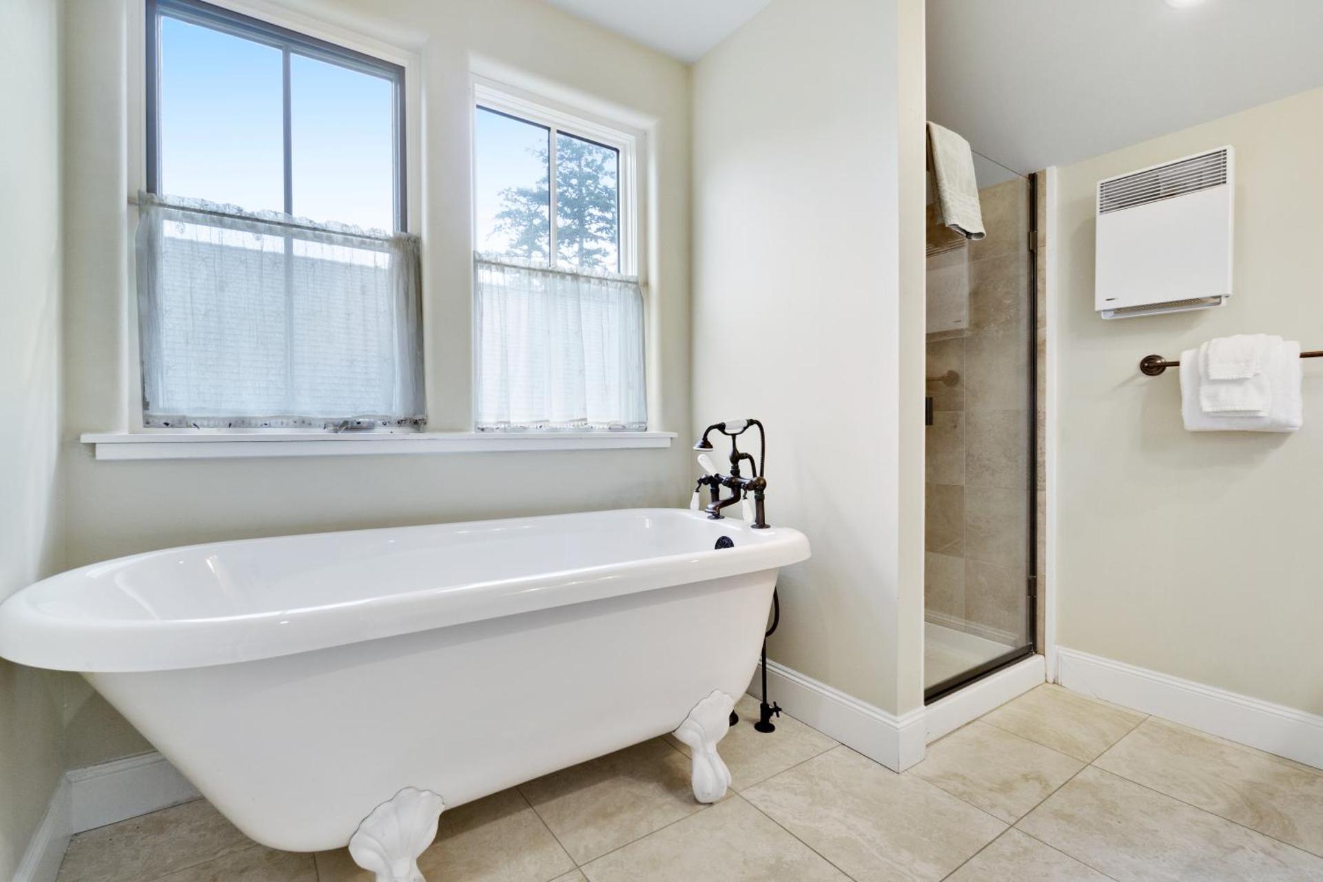 3 Bed 3 Bath Vacation home in Eastsound