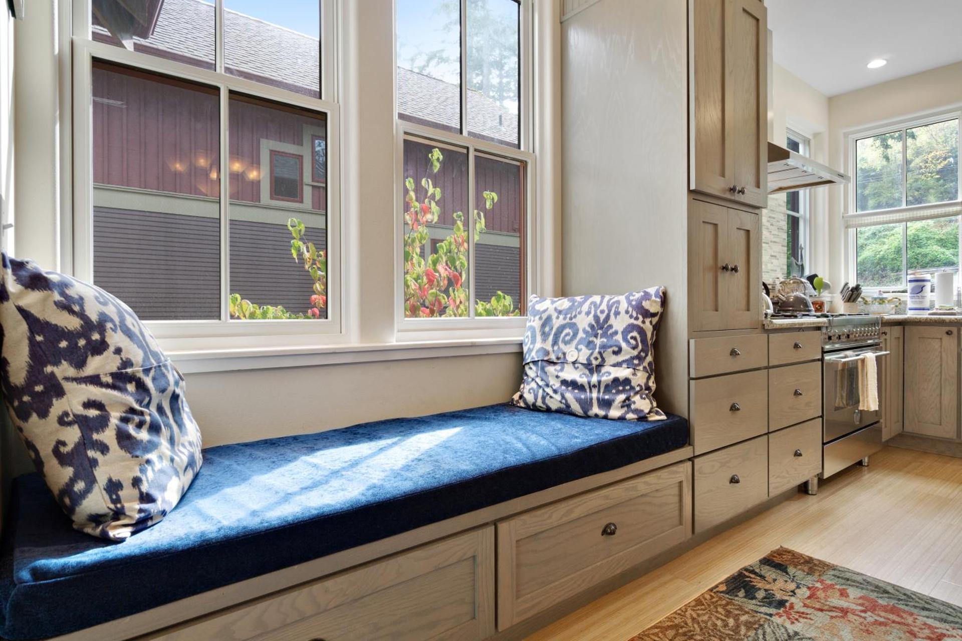 3 Bed 3 Bath Vacation home in Eastsound