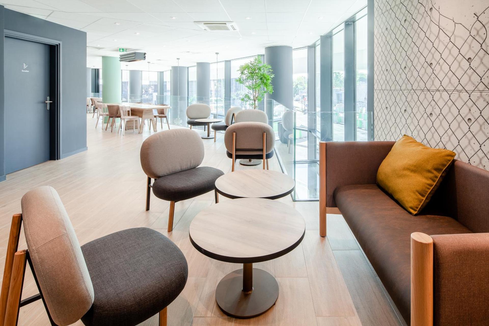 Communal lounge/ TV room