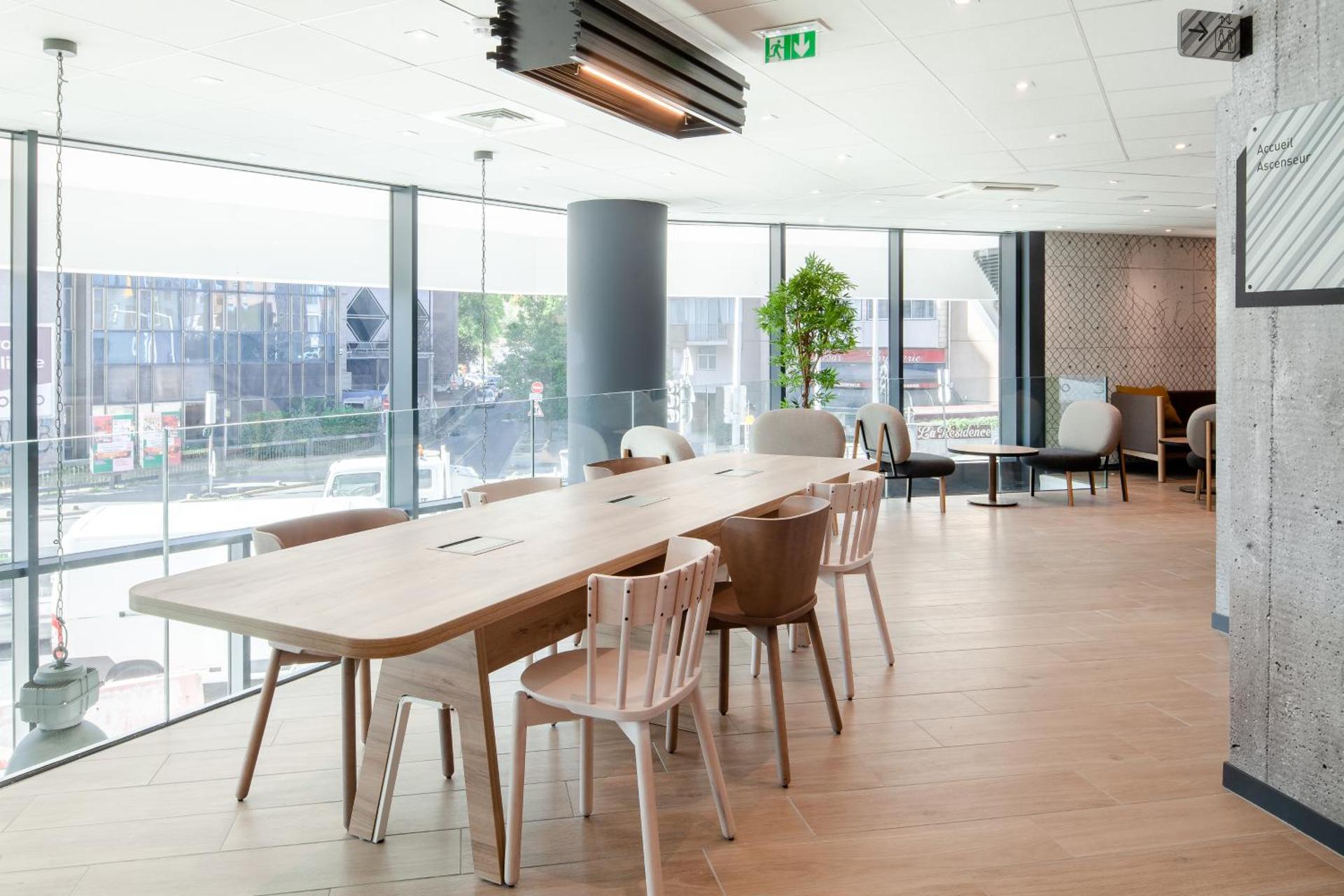 Communal lounge/ TV room